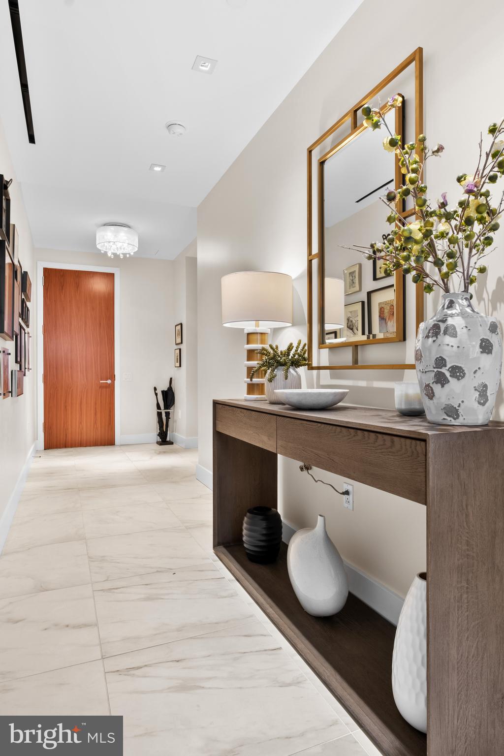 WASHINGTON SQ - Residential