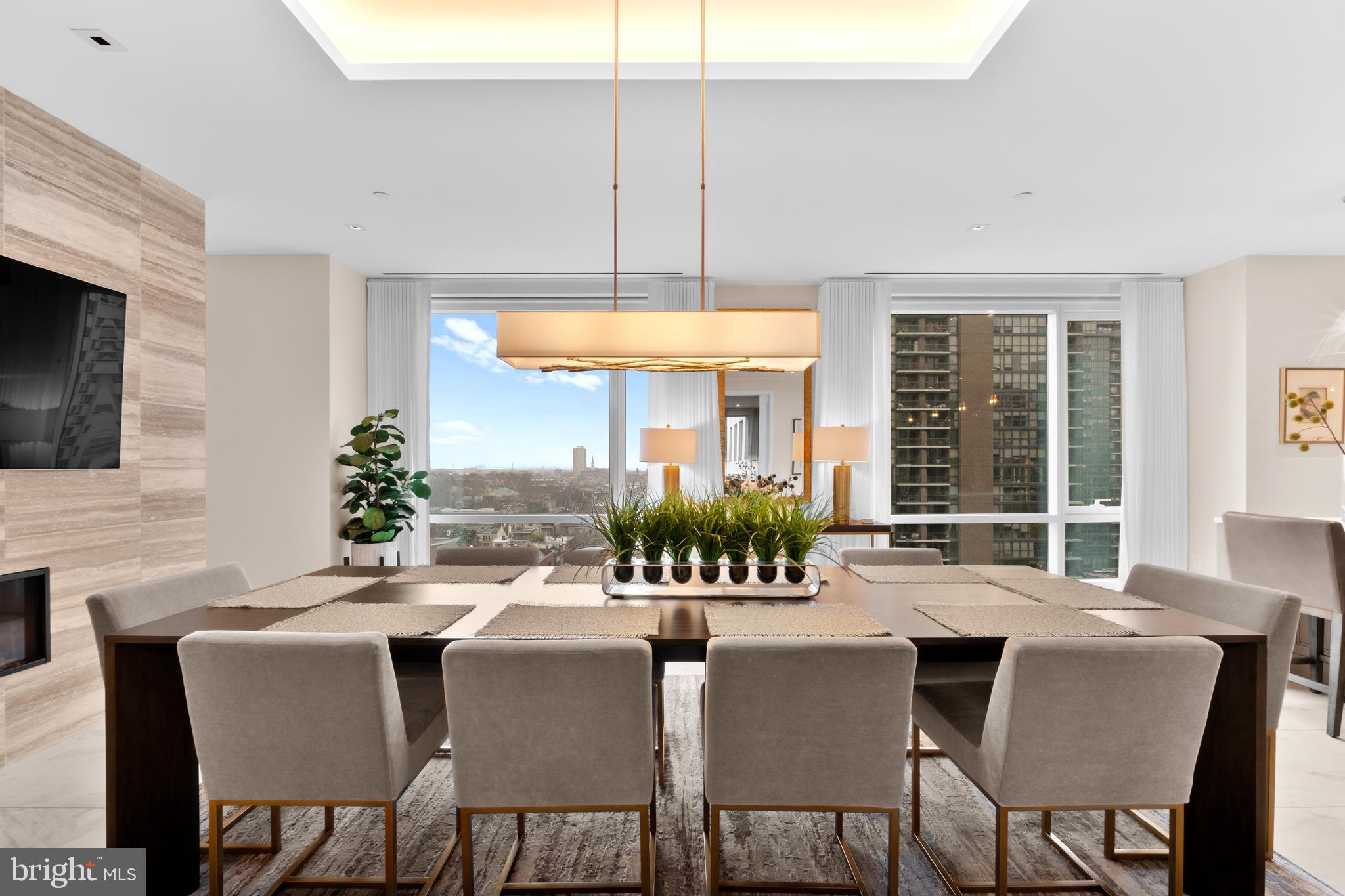WASHINGTON SQ - Residential