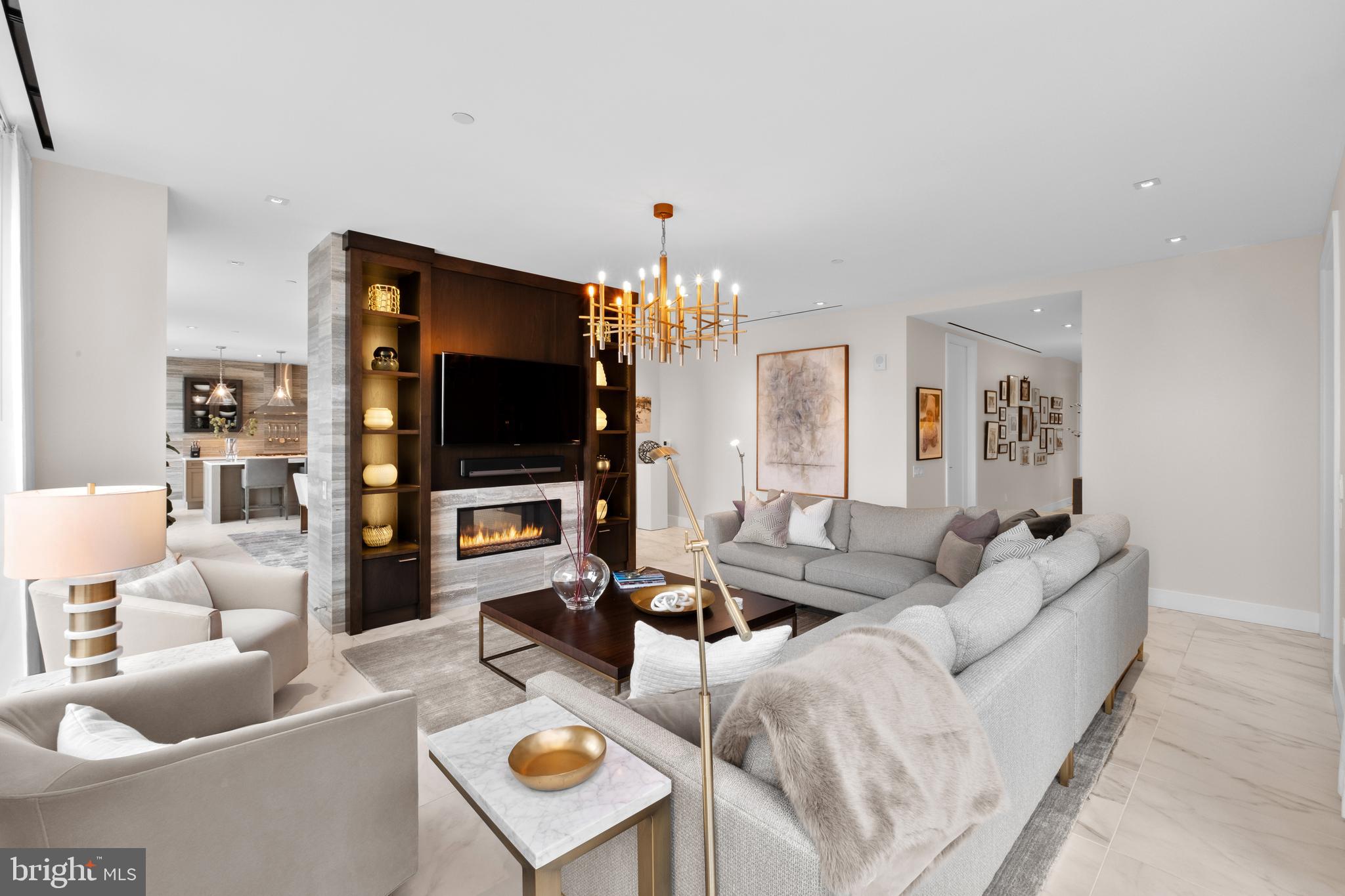 WASHINGTON SQ - Residential