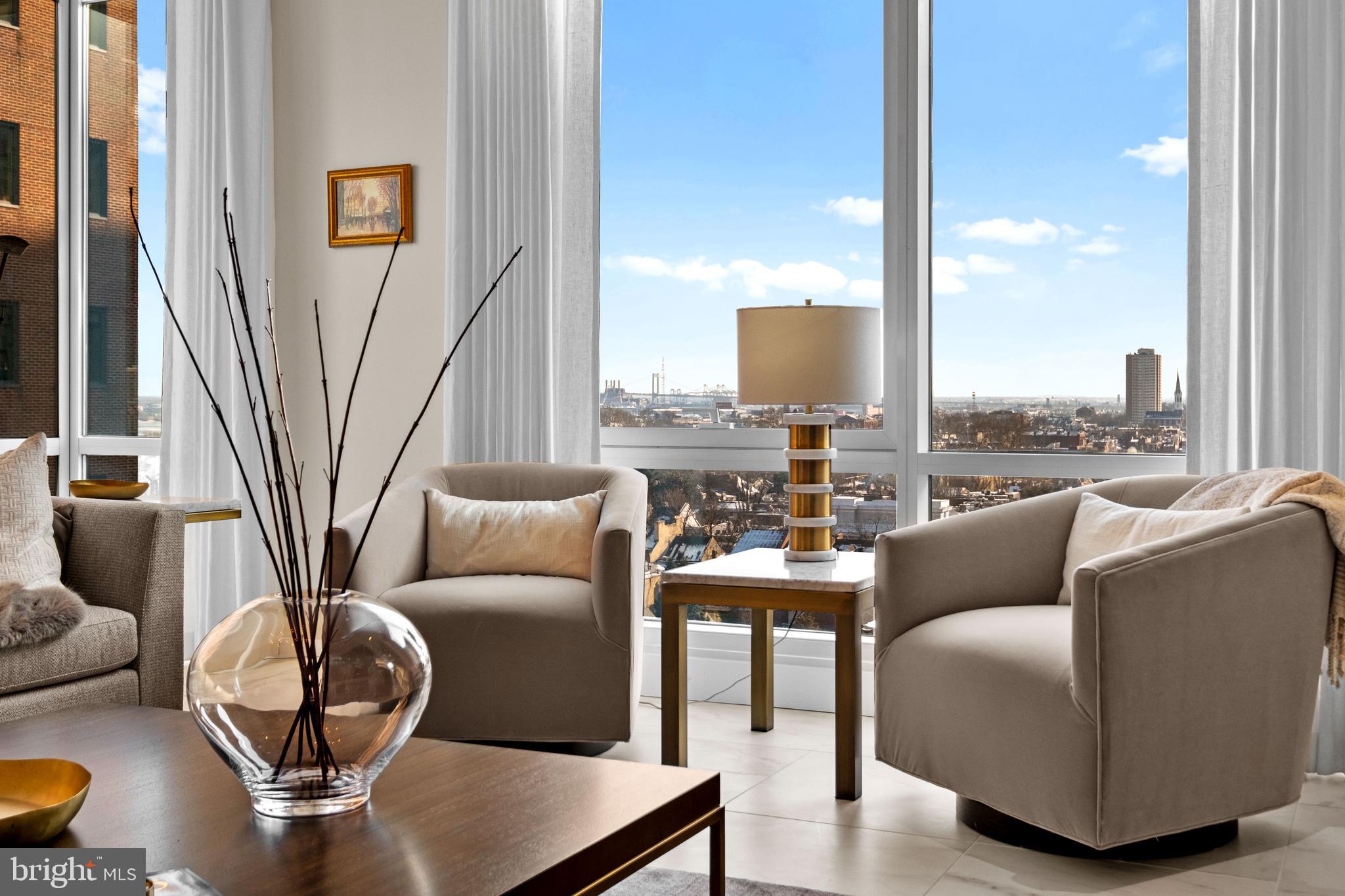 WASHINGTON SQ - Residential