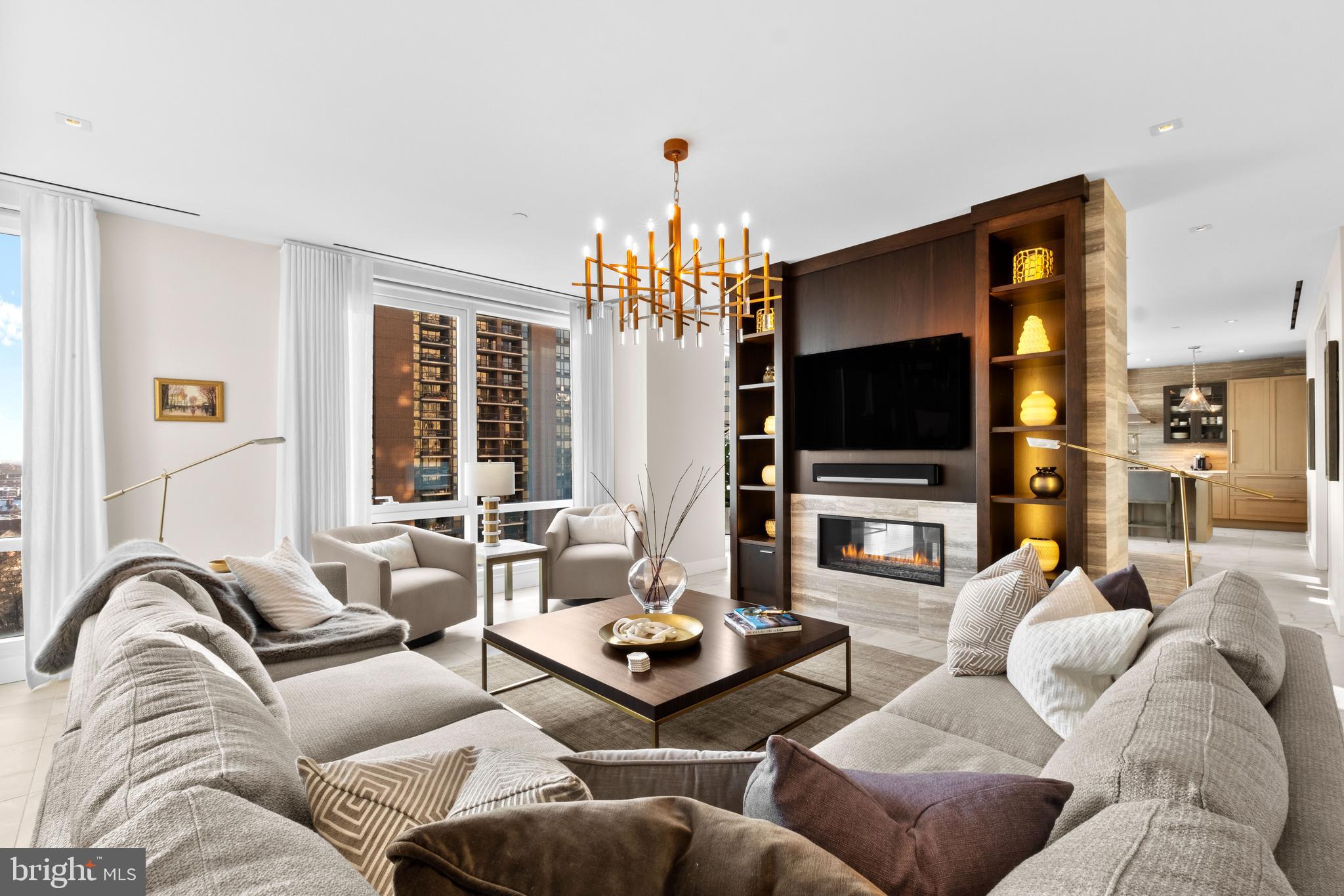 WASHINGTON SQ - Residential