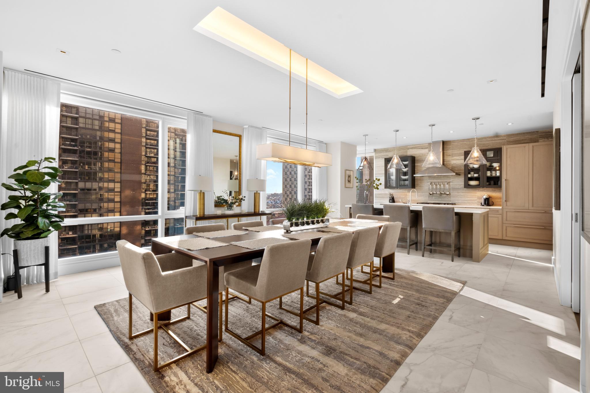 WASHINGTON SQ - Residential