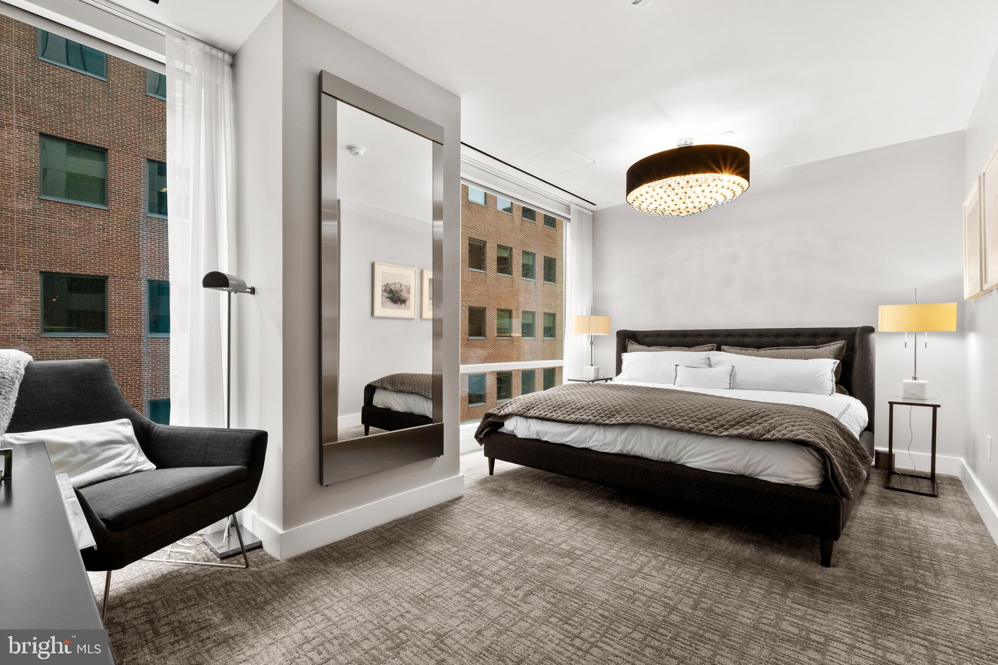 WASHINGTON SQ - Residential