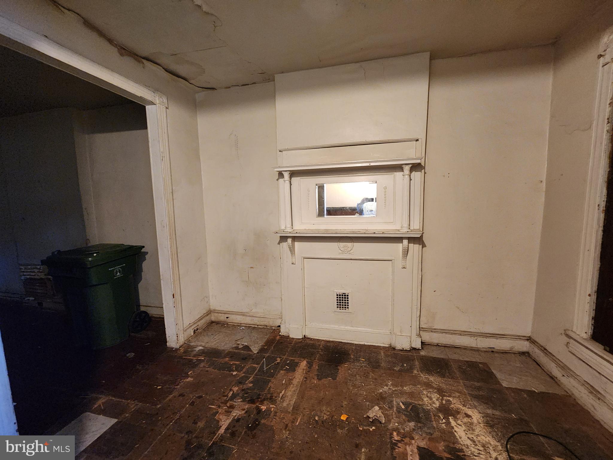 SHIPLEY HILL - Residential