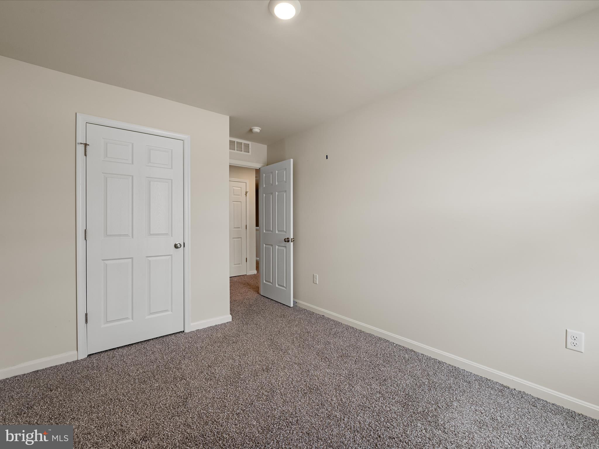 LURAY LANDING - Residential