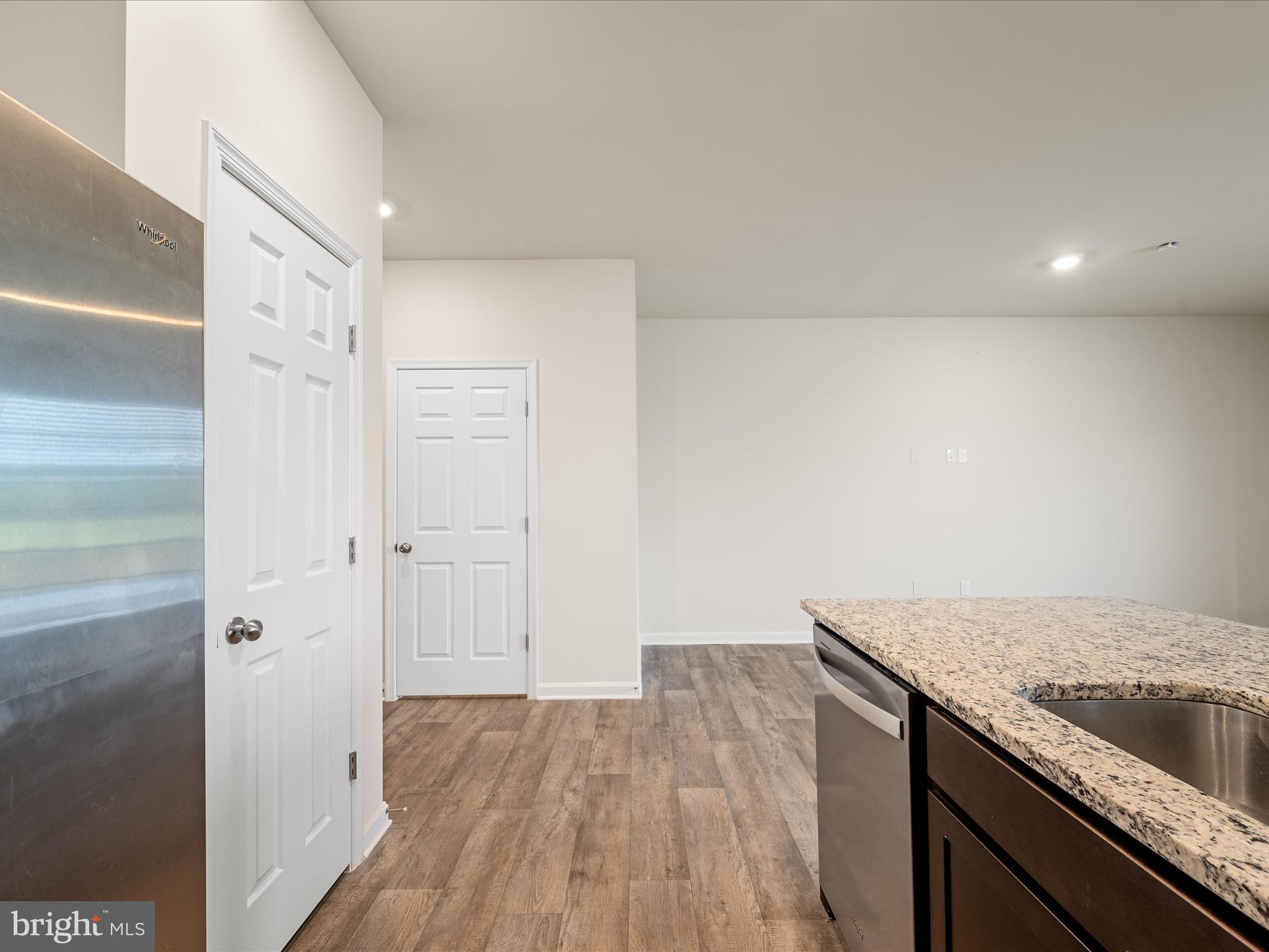 LURAY LANDING - Residential