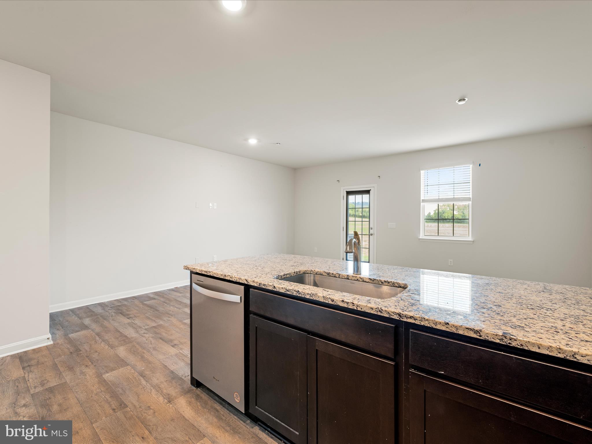 LURAY LANDING - Residential