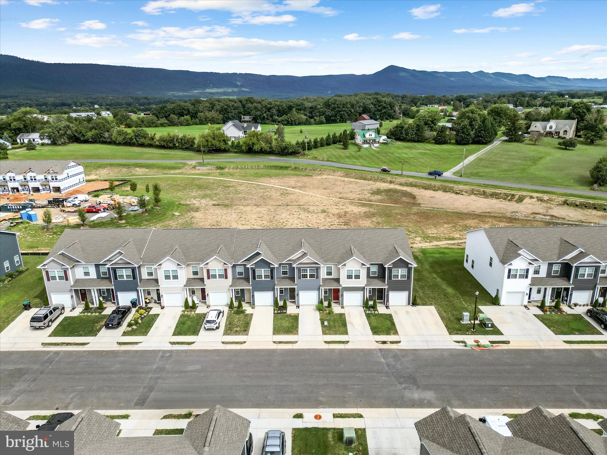 LURAY LANDING - Residential