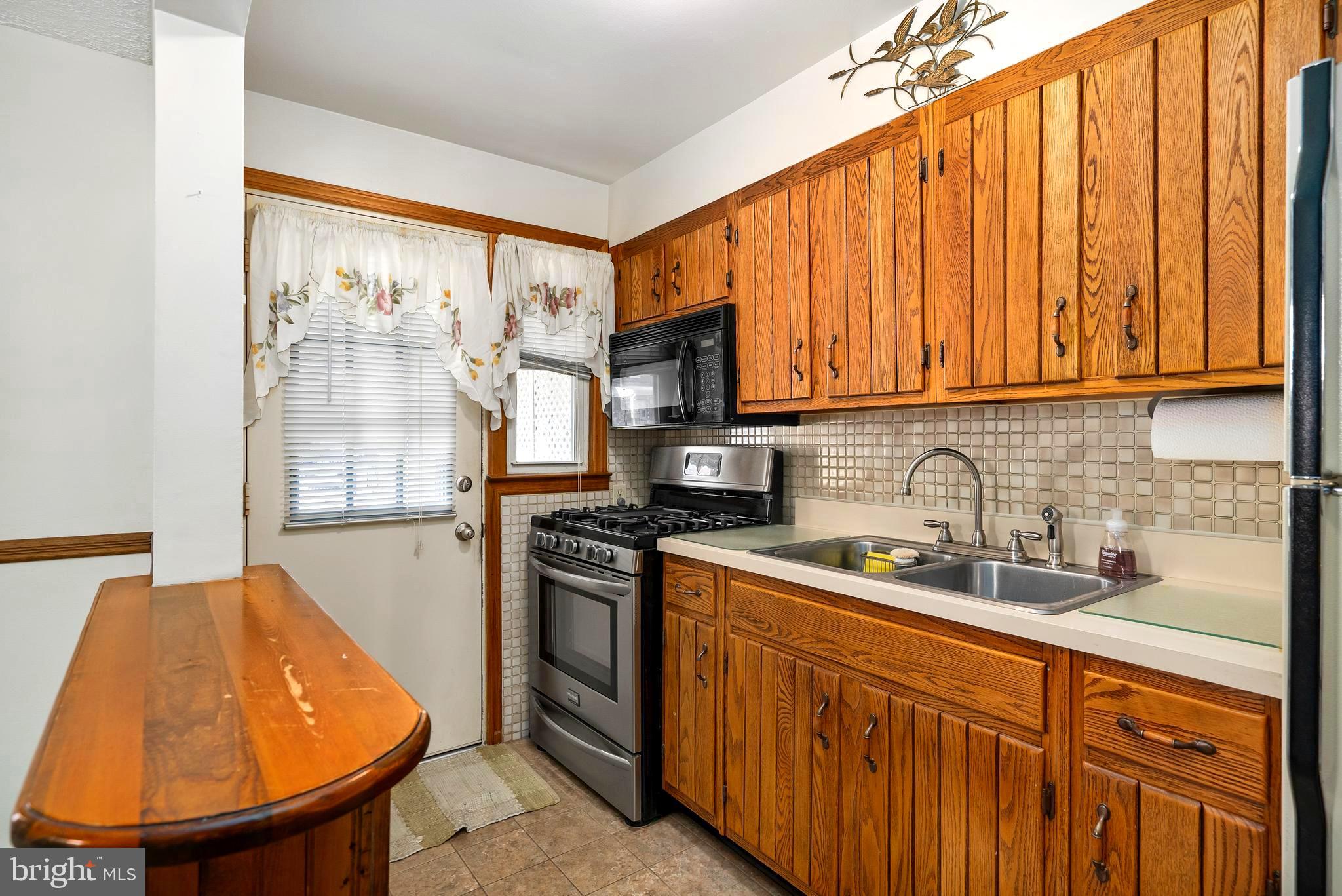 NORTH POINT VILLAGE - Residential