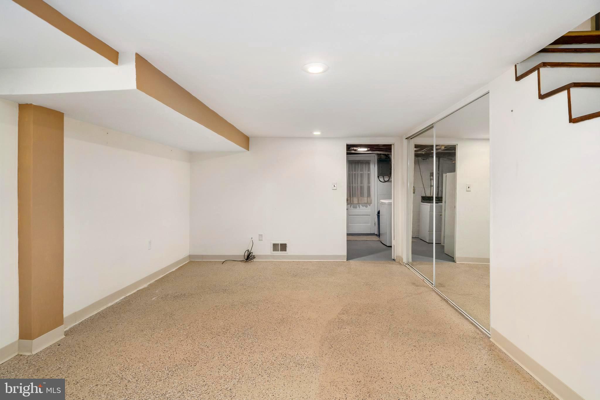 NORTH POINT VILLAGE - Residential