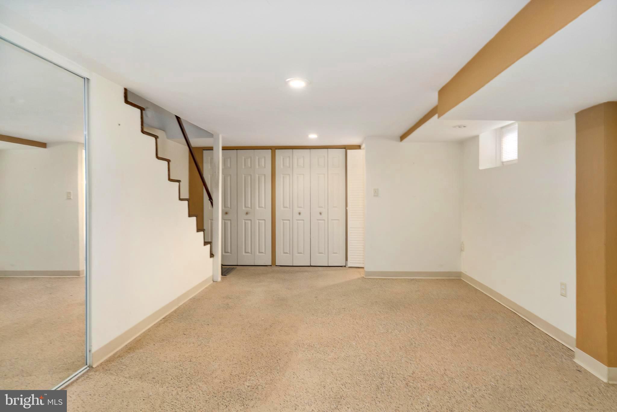 NORTH POINT VILLAGE - Residential