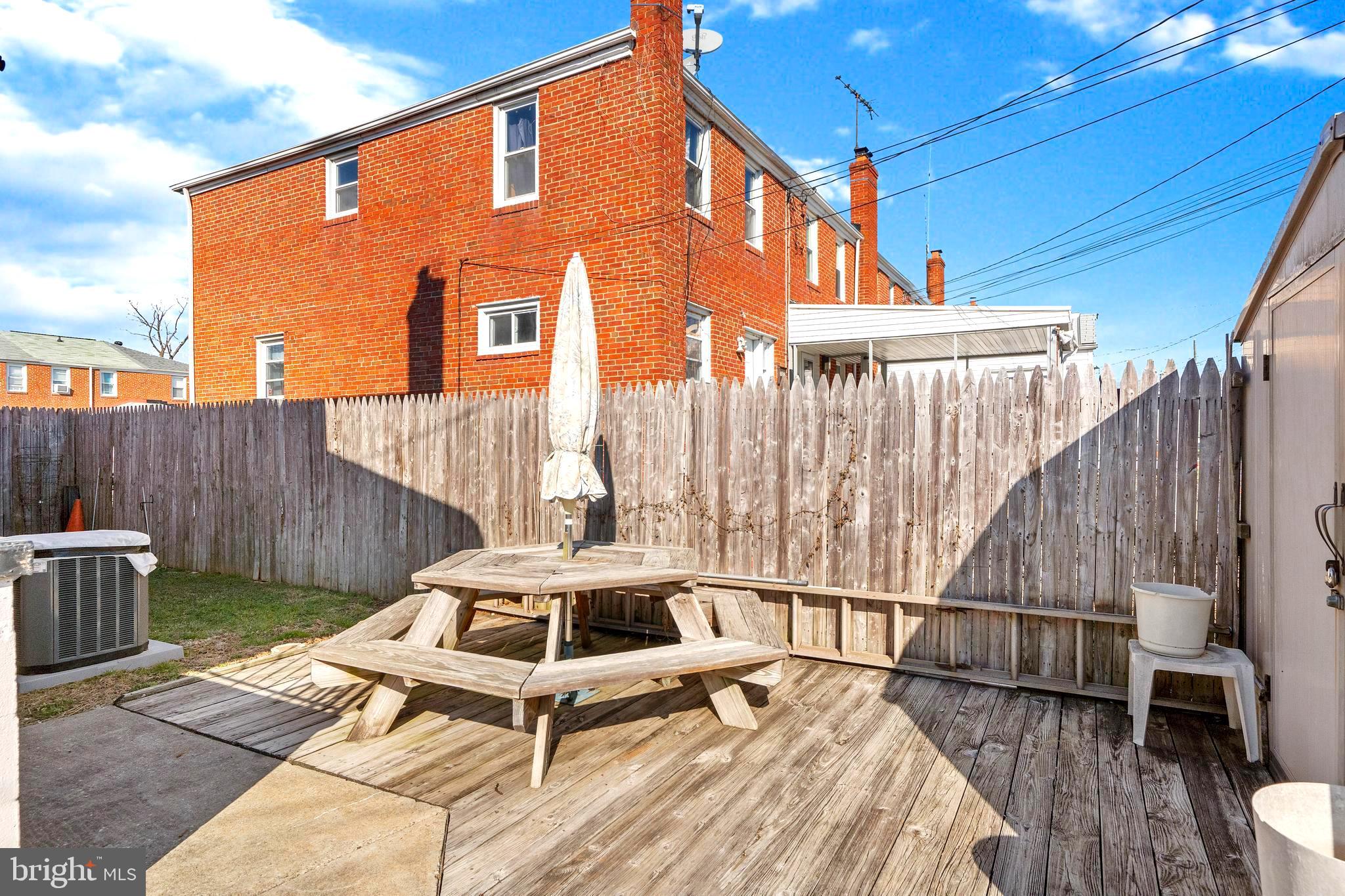 NORTH POINT VILLAGE - Residential