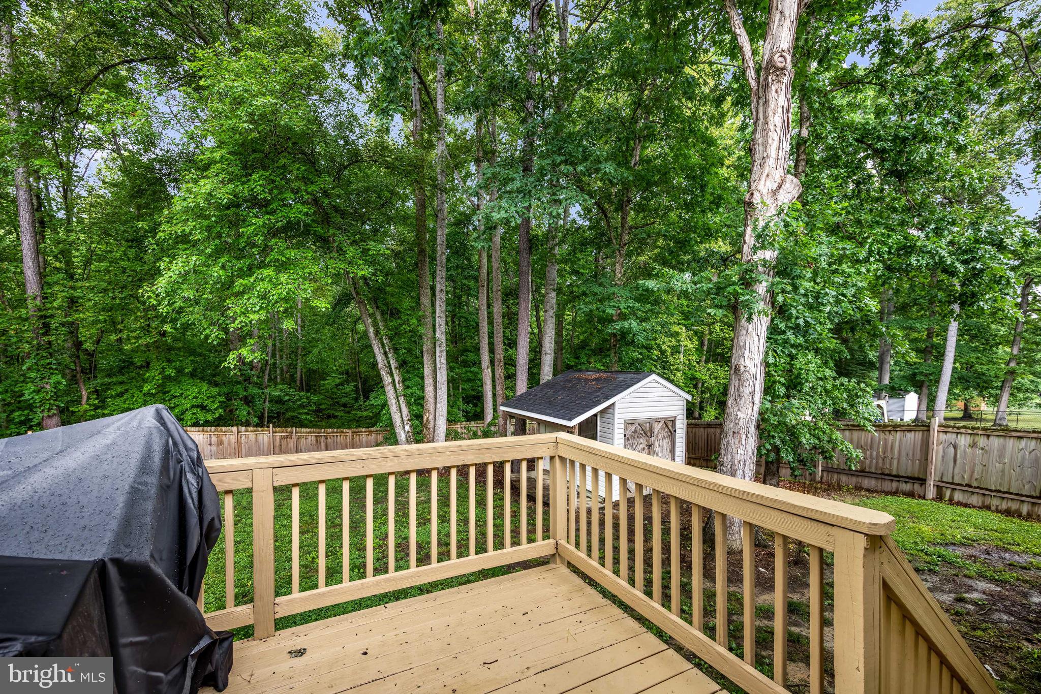 BRIDLE WOODS - Residential