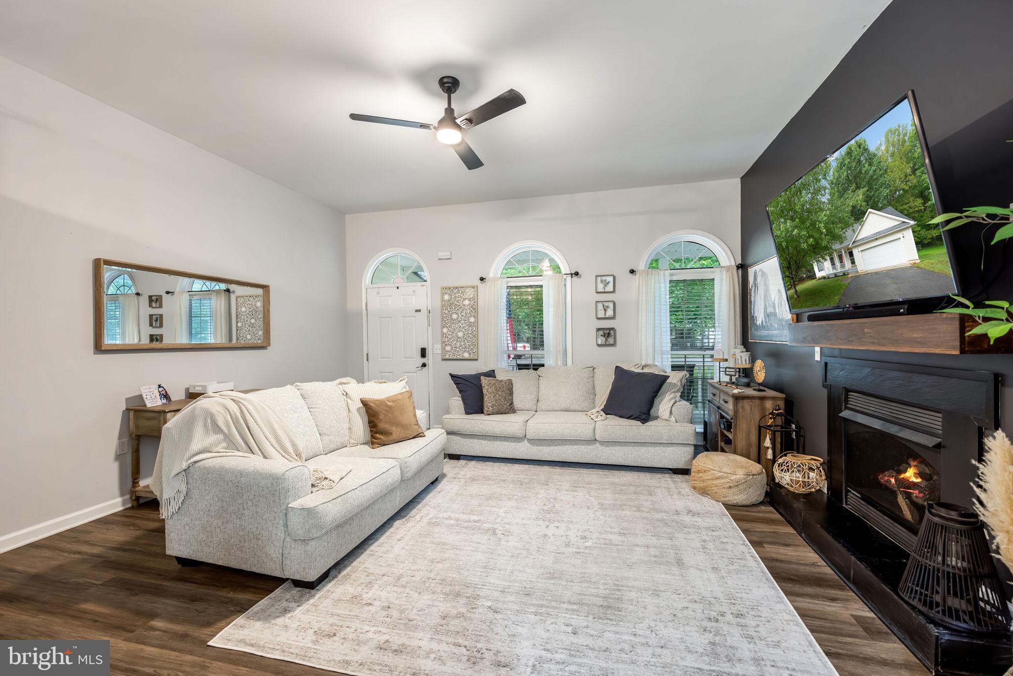 BRIDLE WOODS - Residential