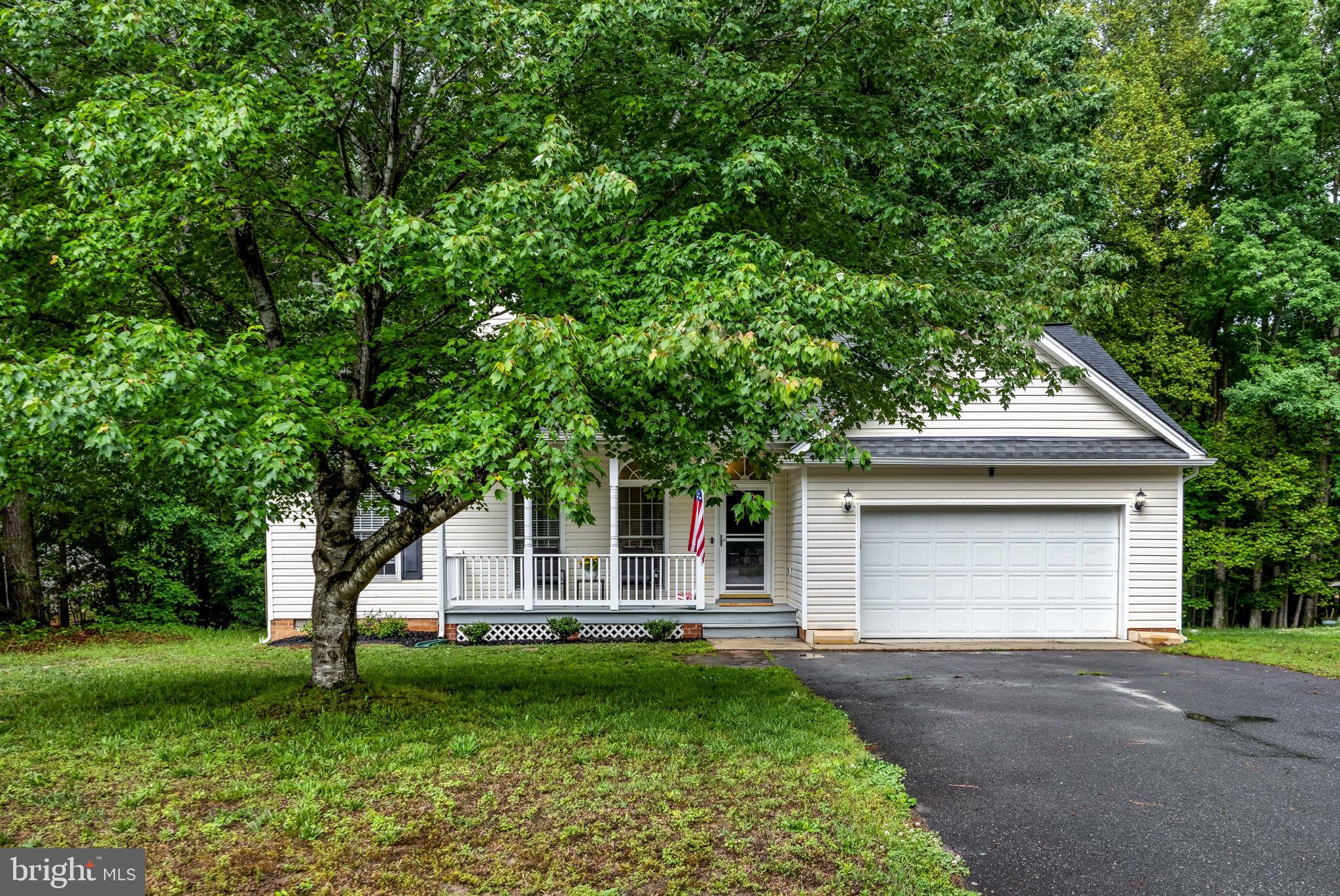 BRIDLE WOODS - Residential
