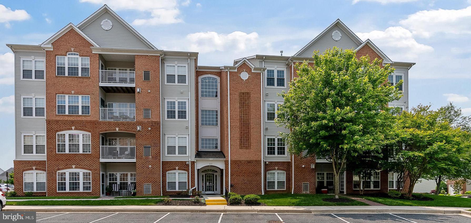 Spacious 2 Bedroom 2 Bath Condo on the 3rd floor of an elevator building. This condo features crown molding in hall, living room, and dining room, new carpet and Harwood floors. Owner's suite has a large California style closet, large bathroom, and sitting area. 2nd Bedroom is on opposite side of condo along with the 2nd bathroom. Kitchen opens into a table area that leads to balcony. Separate Dining Room is spacious and features crown molding. This condo sits in Bulle Rock which offers Resort-Style Amenities. Residents have exclusive access to the 37,000-square-foot Residents' Club, the heart of the community's vibrant social scene. Amenities include Indoor and outdoor swimming pools, State-of-the-art fitness center, lighted tennis courts, Billiards room and game areas, walking and biking trails, Full-time Lifestyle Director coordinating events and activities Updates Include: All new carpeting 2025, garbage disposal 2023, Bedroom/Dining & Bath Painted 2024, refrigerator 2021, microwave 2022, hot water heater 2020, hvac system 2020, washer & Dryer updated in 2023 2 yrs., dryer vent system cleaned every UPGRADES INCLUDE: Owners Suite Columns in sitting room, Custom California Closet inserts, Owners Bath all Tile flooring and shower tile, Secondary Bath has all tile floor and bath surround, Foyer Closet Custom Shelving, Wood Floors in foyer, sunroom and kitchen.
Additionally, the community's HOA handles lawn care, snow removal, and exterior maintenance, allowing residents to enjoy a truly worry-free lifestyle.
Prime Location
Situated adjacent to the renowned Bulle Rock Golf Course, a Pete Dye-designed 18-hole course that has hosted the LPGA Championship, The Overlook offers breathtaking views and unparalleled recreational opportunities. The community's proximity to the Chesapeake Bay and downtown Havre de Grace provides residents with easy access to waterfront dining, shopping, and cultural attractions.
