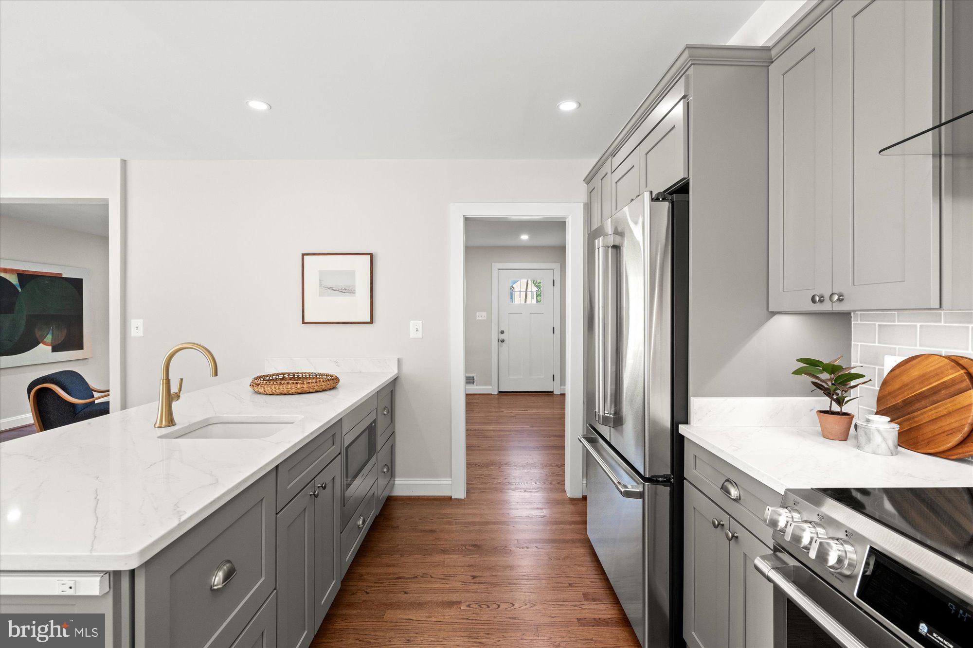 BRADDOCK HEIGHTS - Residential