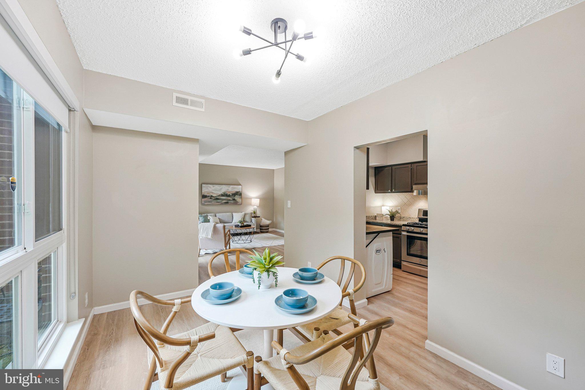 HUNTERS WOODS VILLAGE - Residential