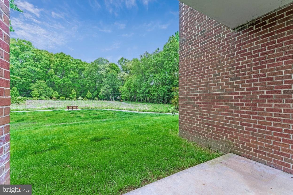 HUNTERS WOODS VILLAGE - Residential