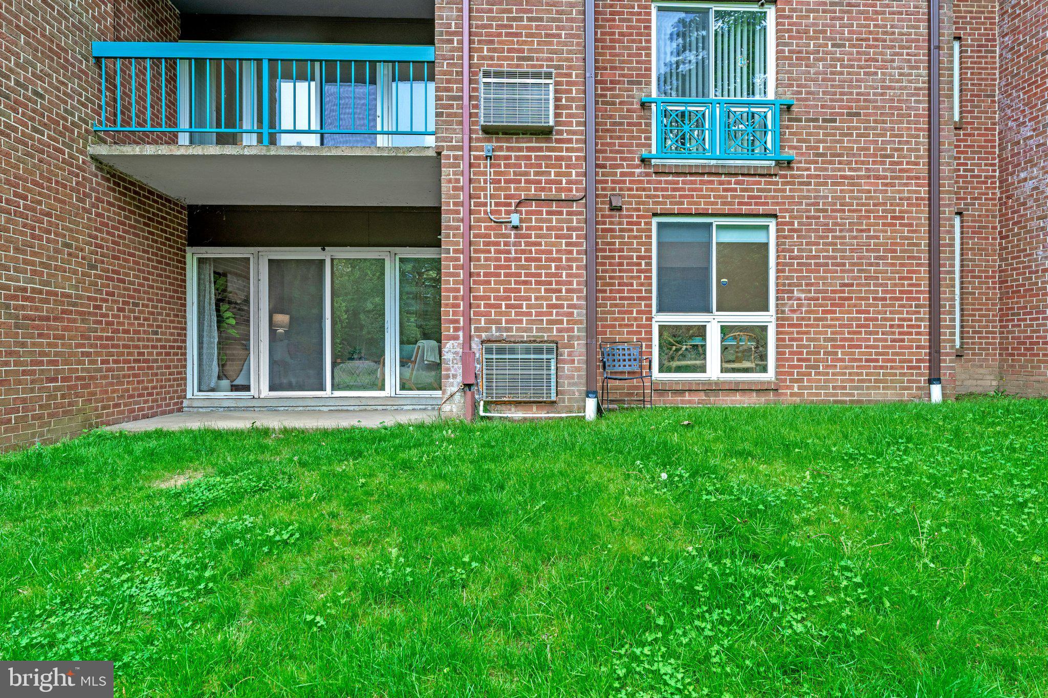 HUNTERS WOODS VILLAGE - Residential