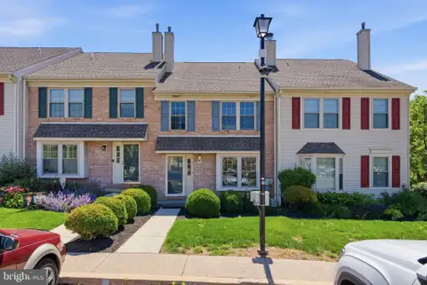 1264 Maple Glen Circle, Pottstown, PA MLS: PAMC2184352