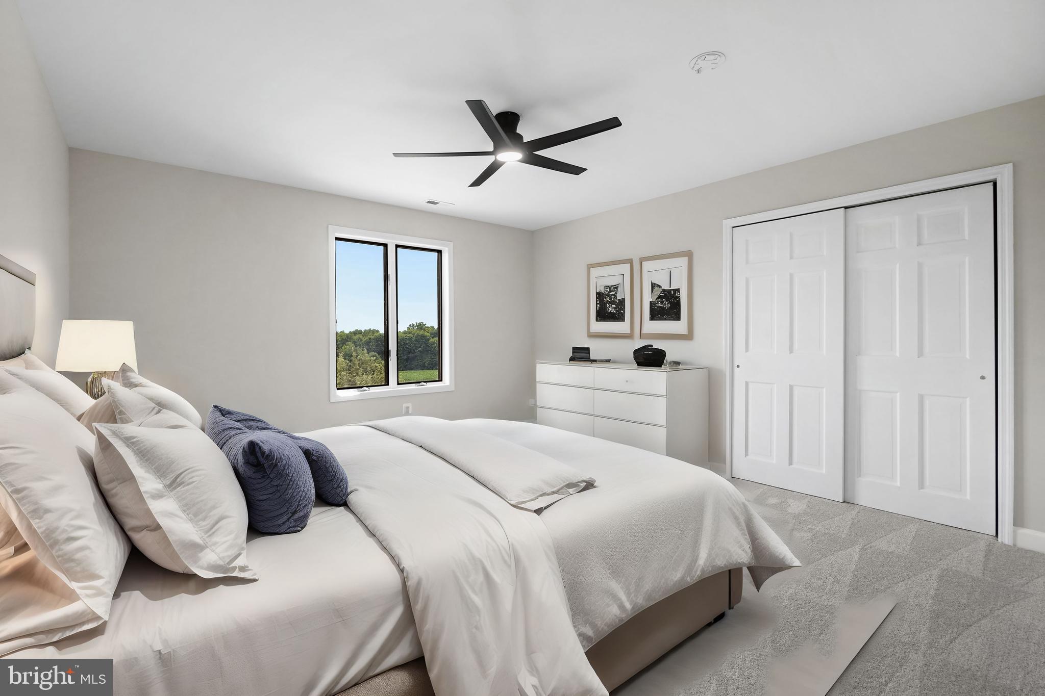 CLARKSVILLE MANOR - Residential