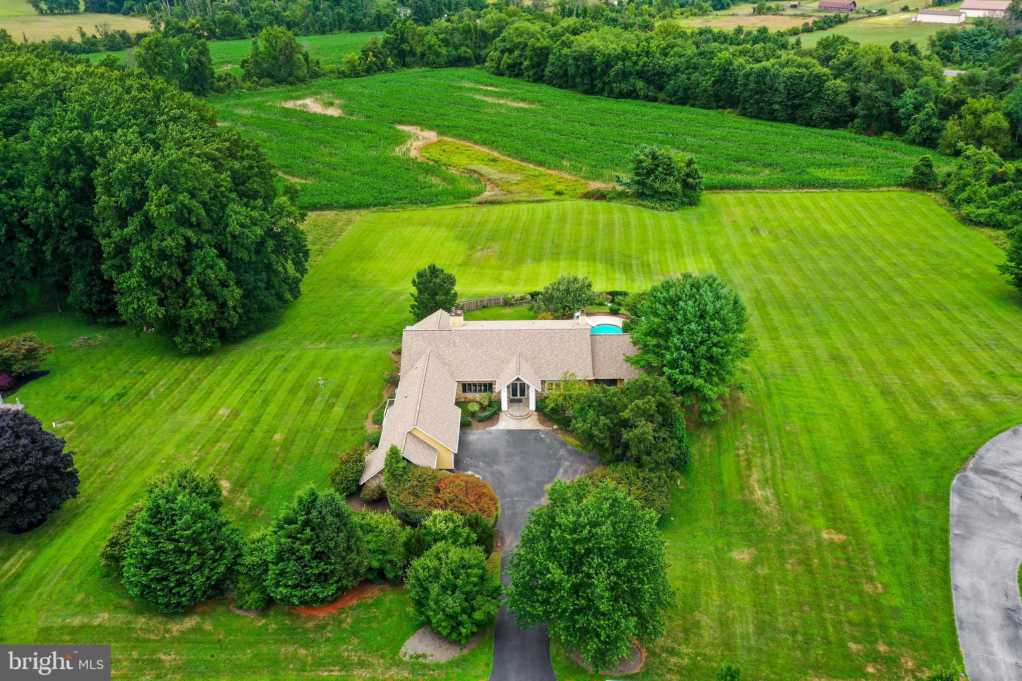 CLARKSVILLE MANOR - Residential