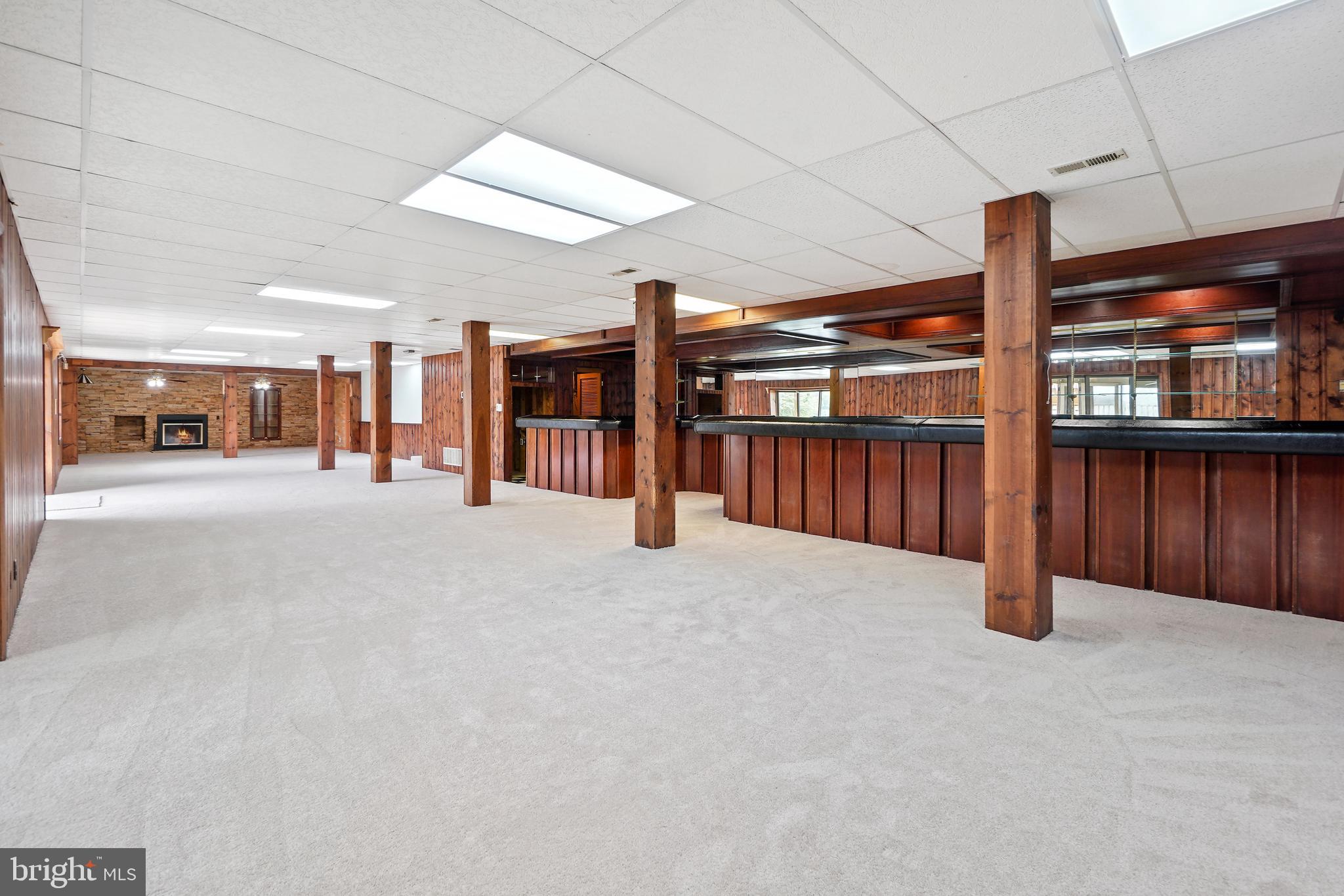 CLARKSVILLE MANOR - Residential