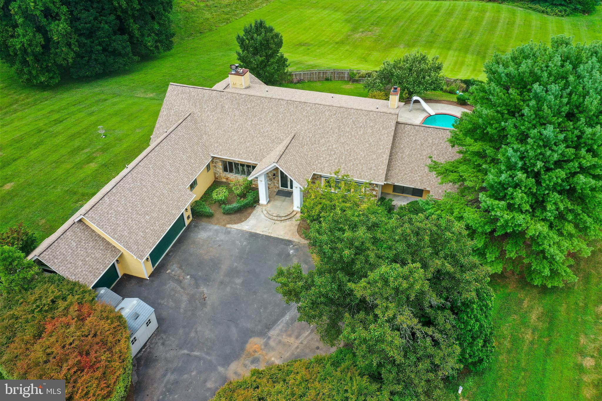 CLARKSVILLE MANOR - Residential