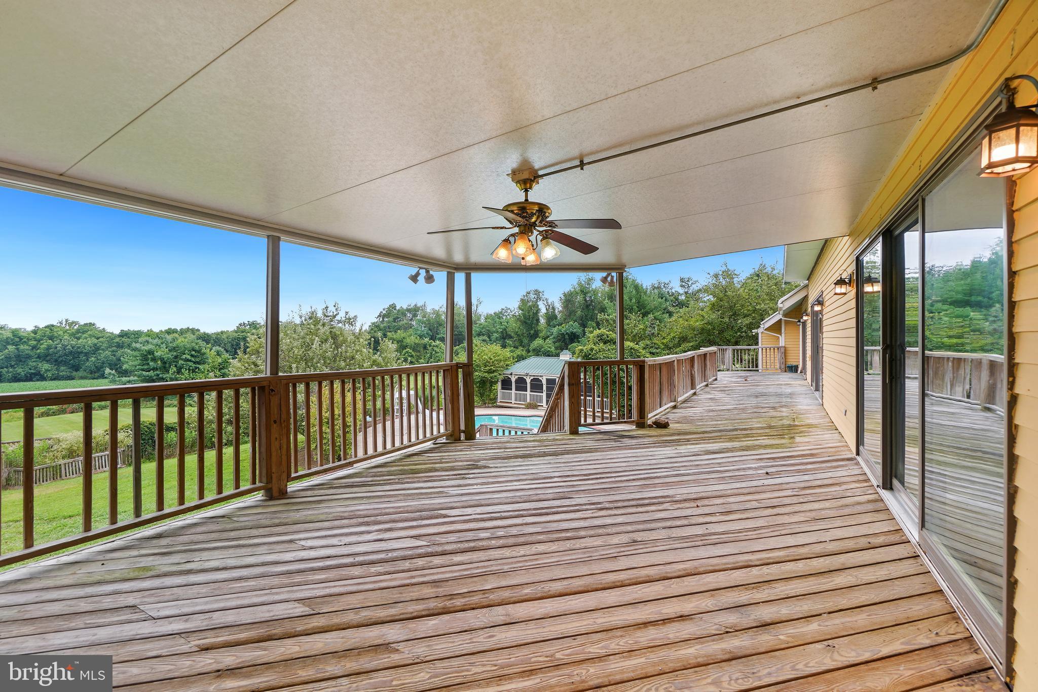 CLARKSVILLE MANOR - Residential