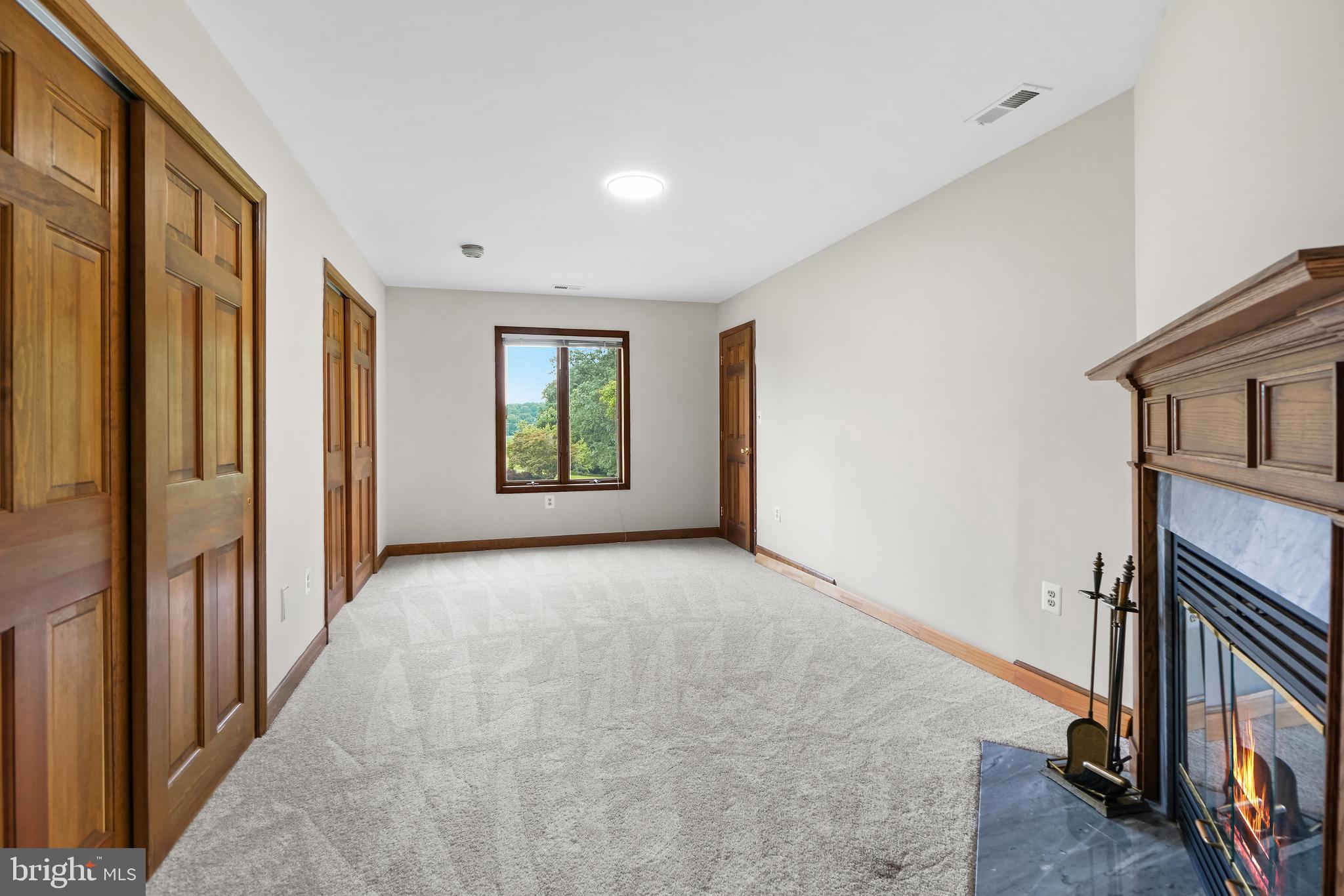 CLARKSVILLE MANOR - Residential