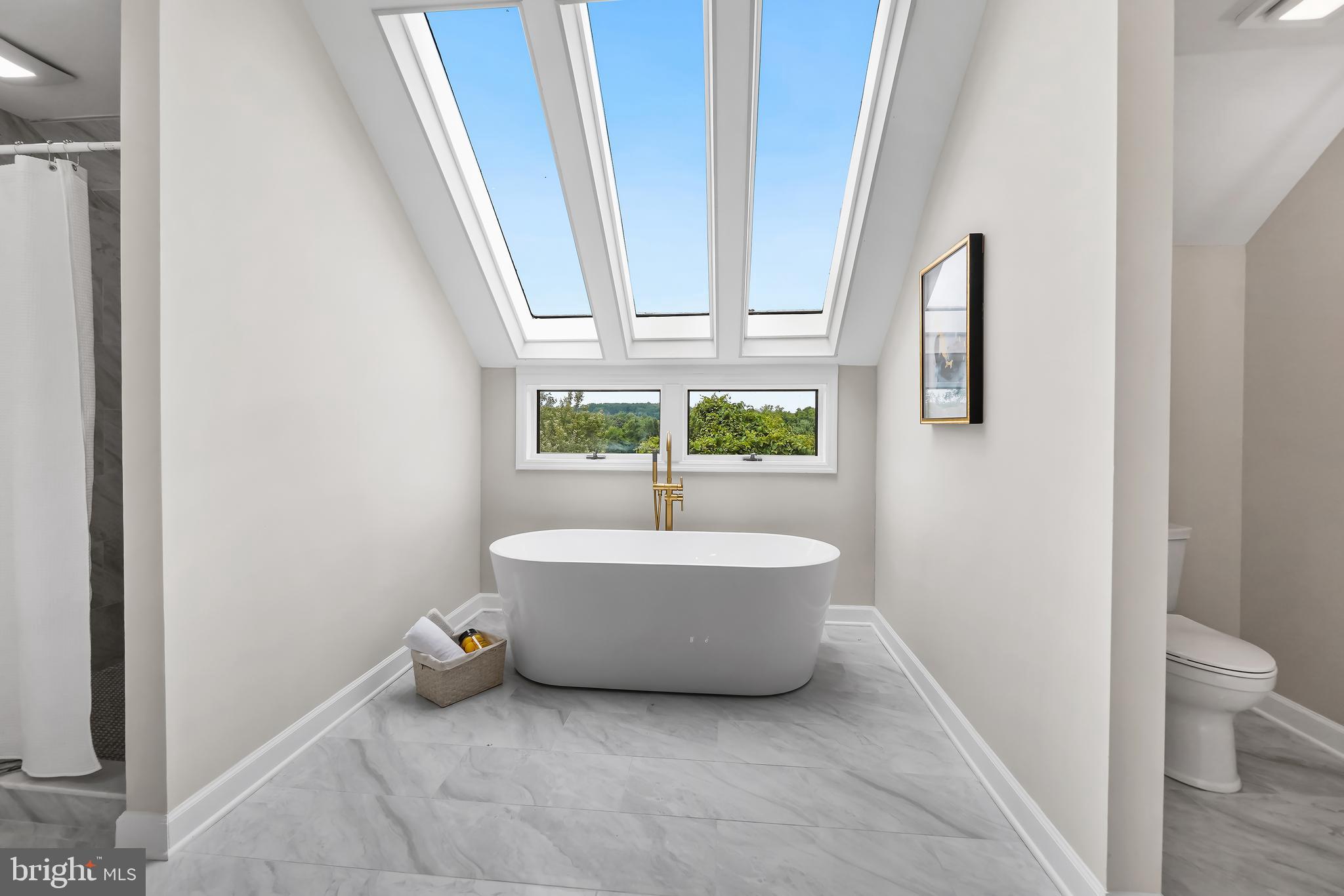 CLARKSVILLE MANOR - Residential