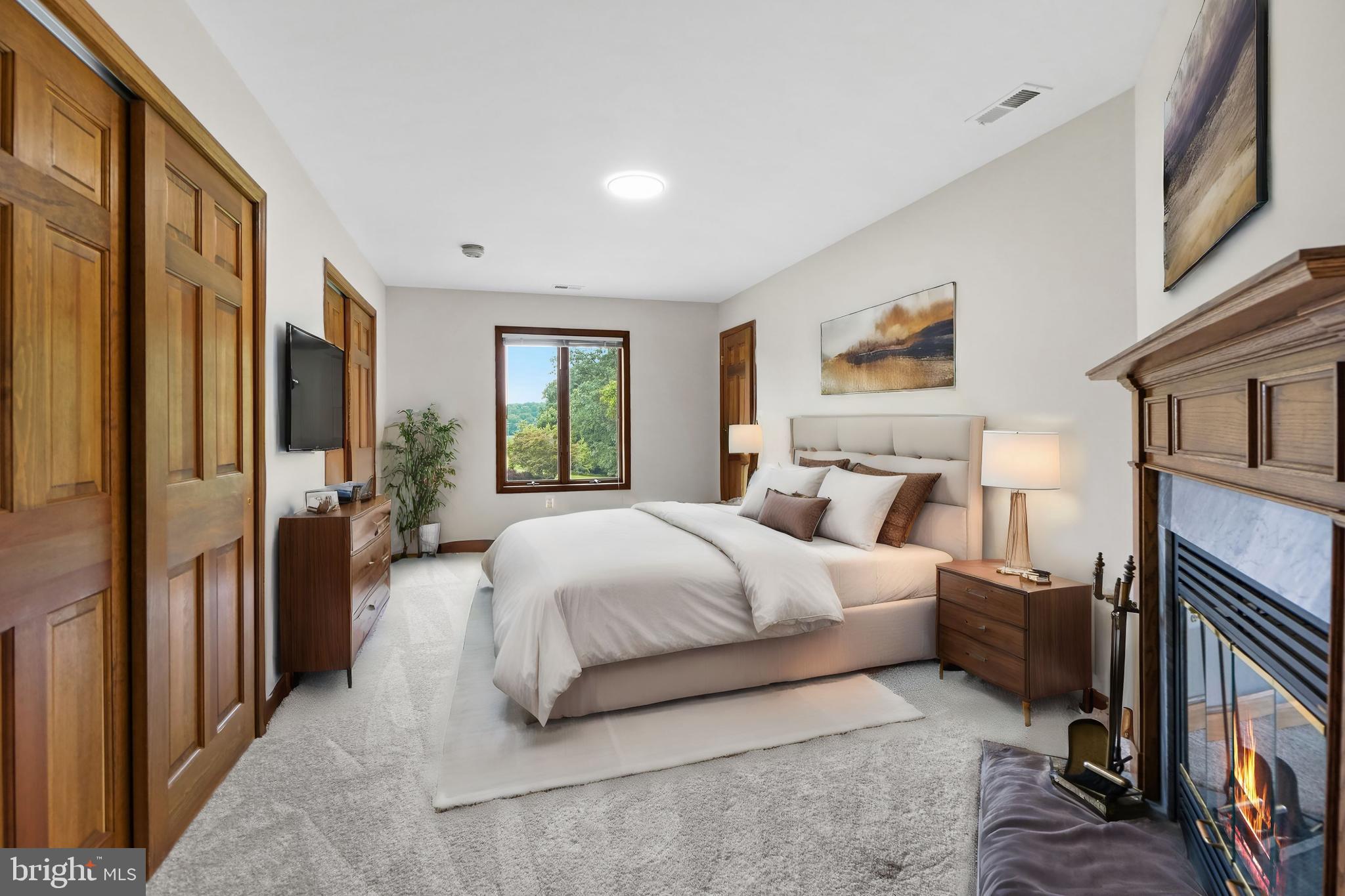 CLARKSVILLE MANOR - Residential