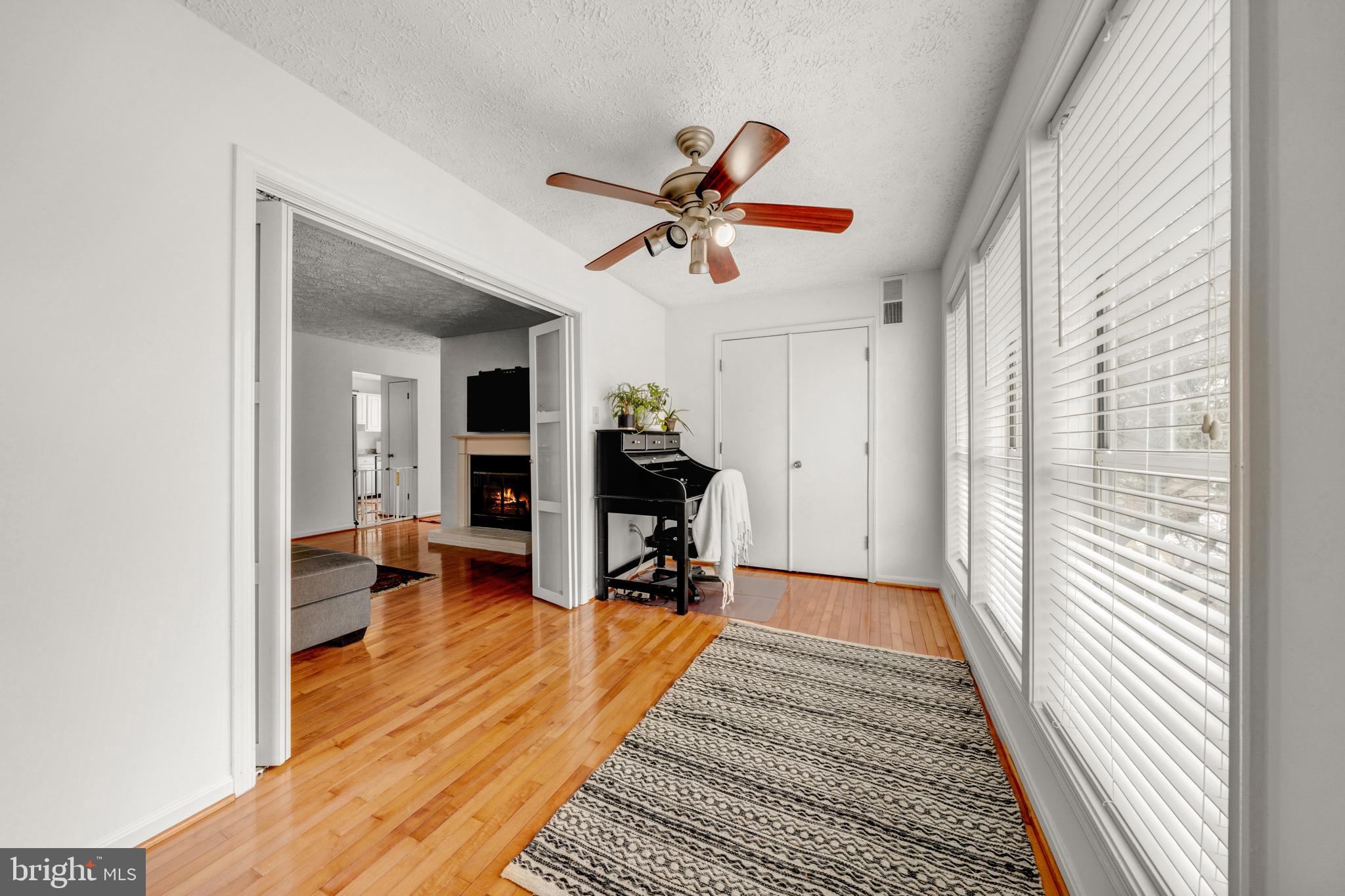 THE OAKTON - Residential