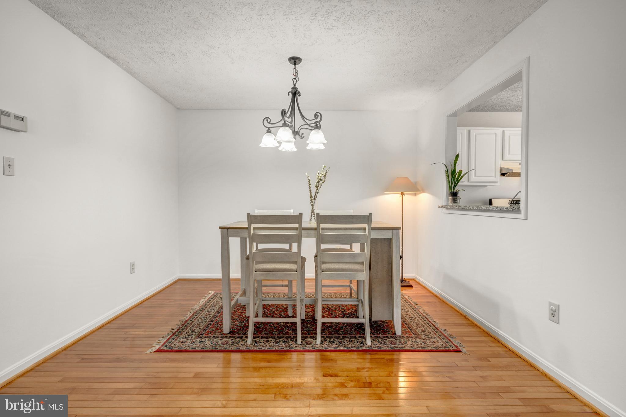 THE OAKTON - Residential