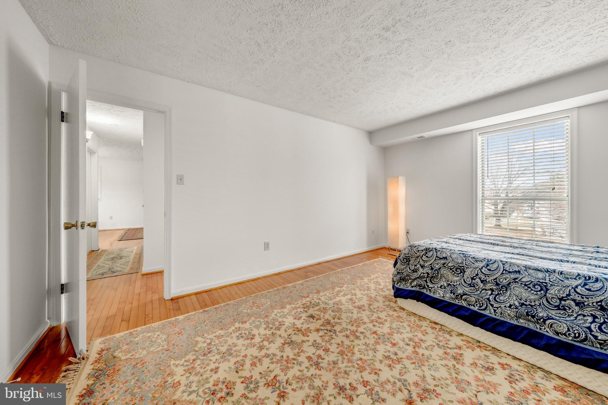 THE OAKTON - Residential