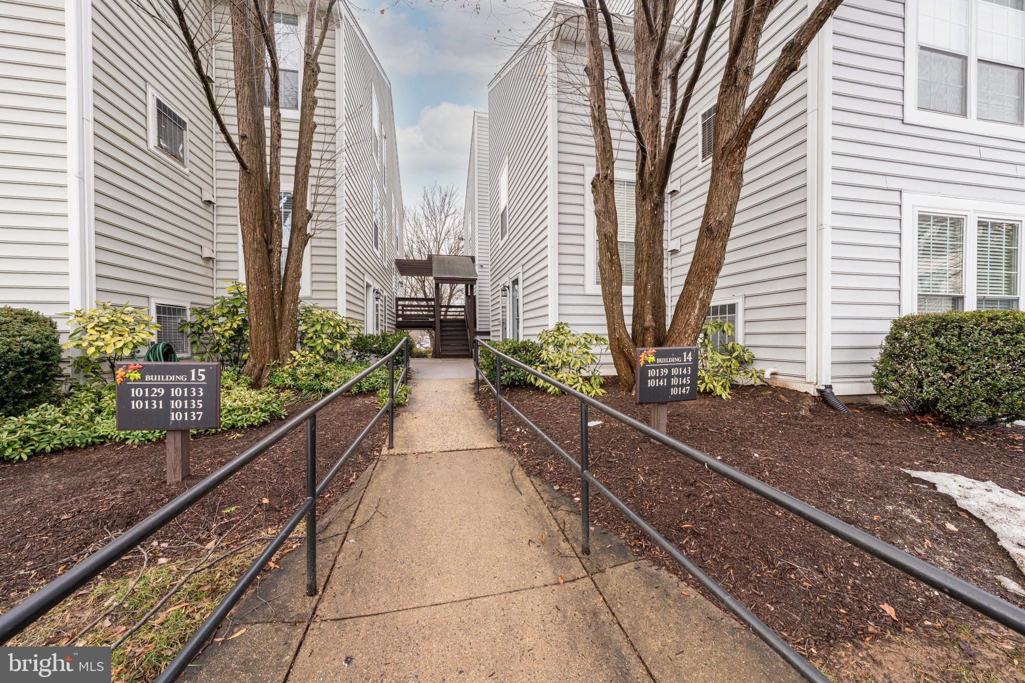 THE OAKTON - Residential