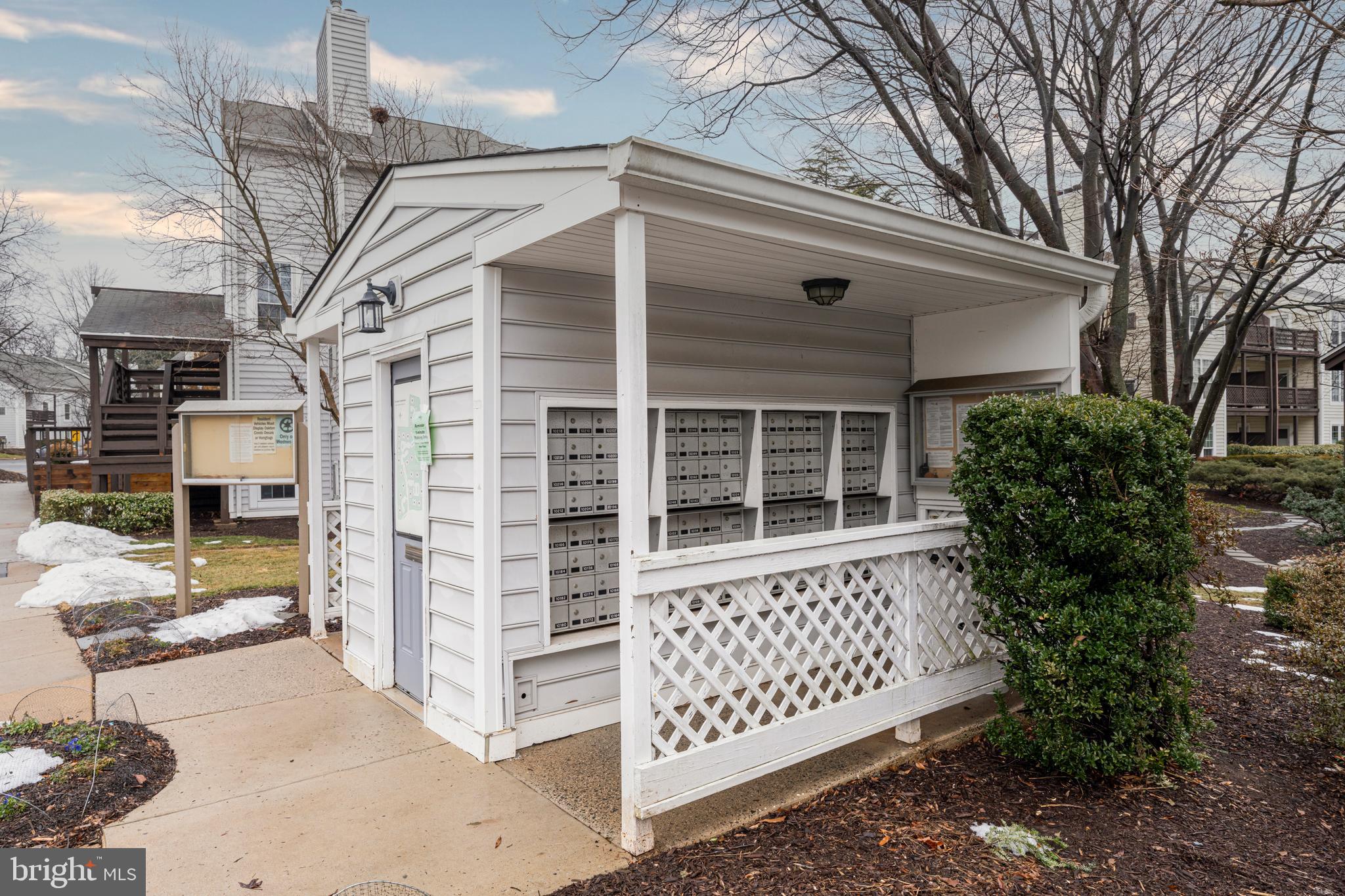 THE OAKTON - Residential