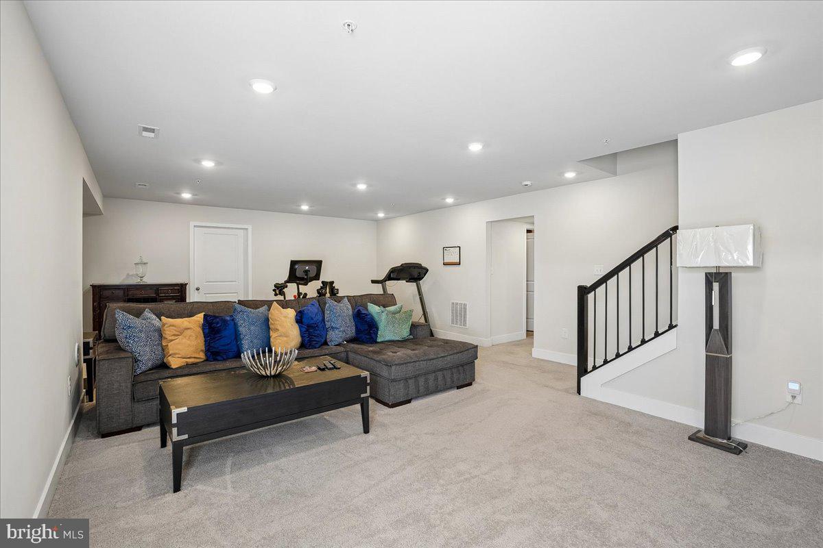 BRYANS ROAD - Residential