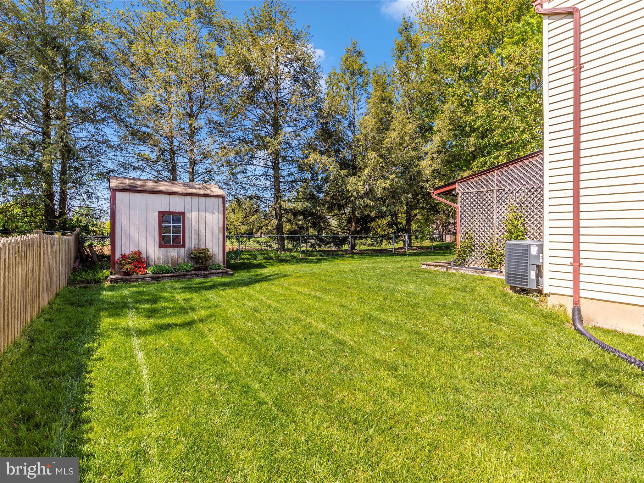 AMBER MEADOWS - Residential