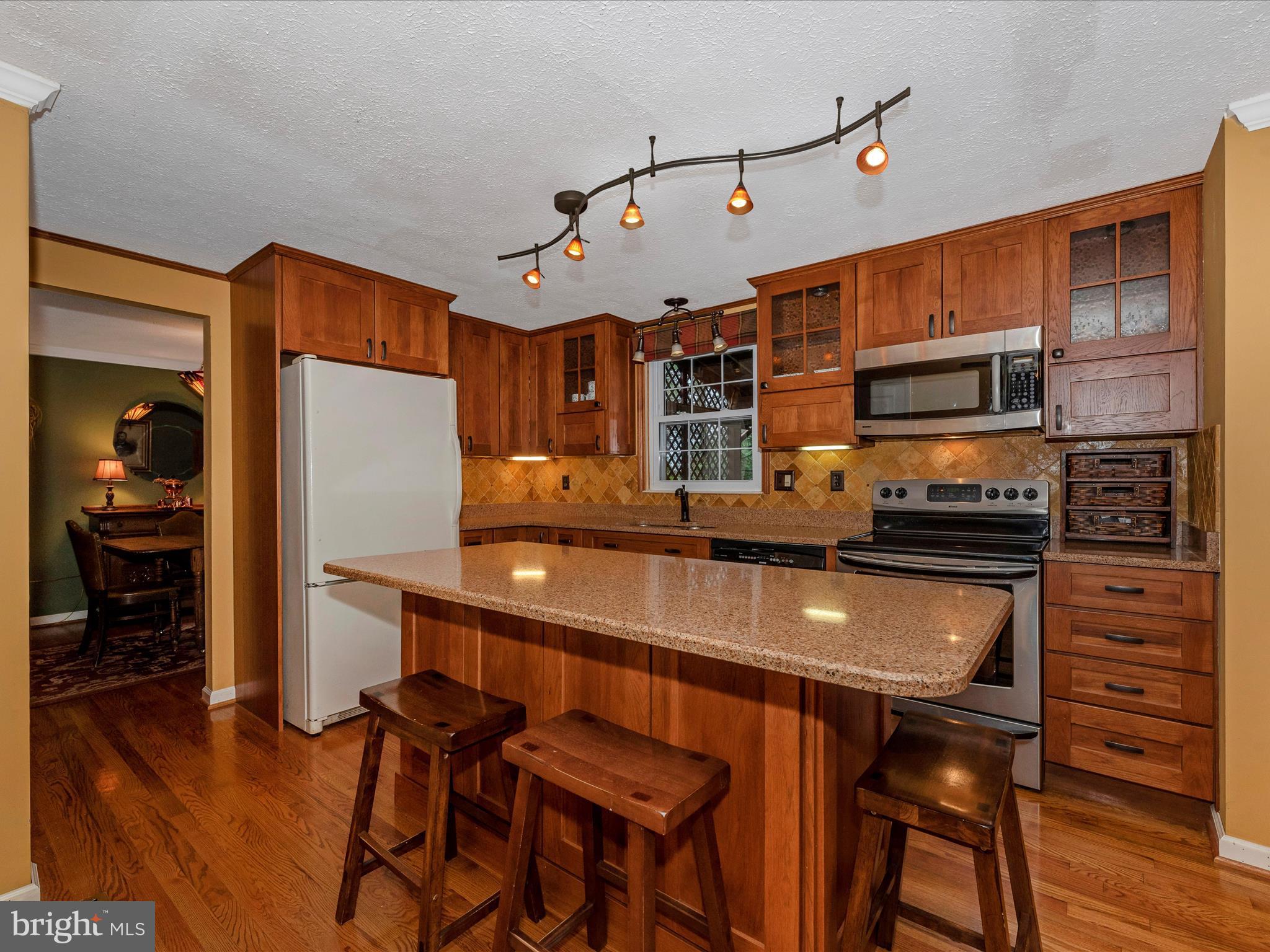 AMBER MEADOWS - Residential