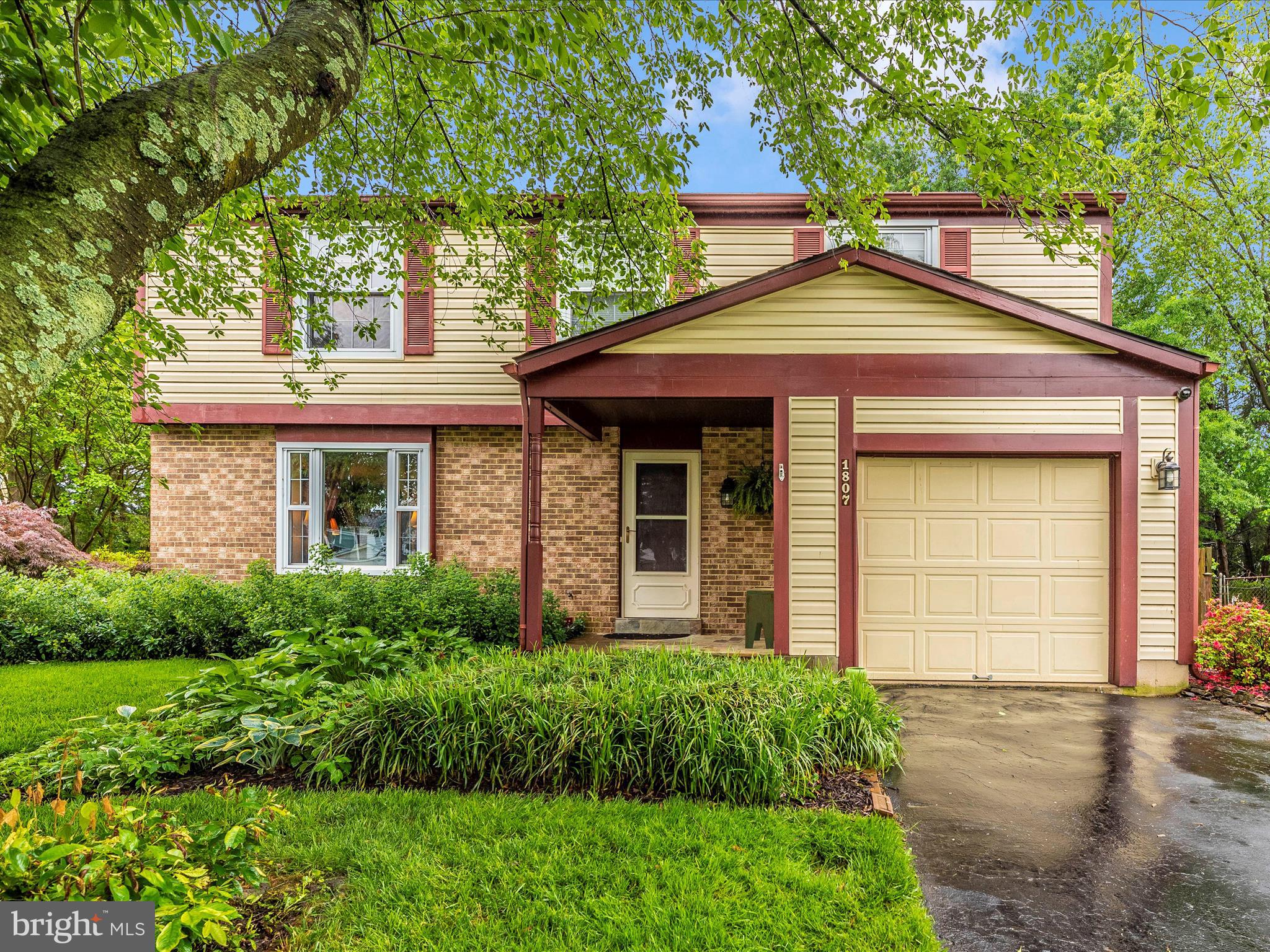 AMBER MEADOWS - Residential