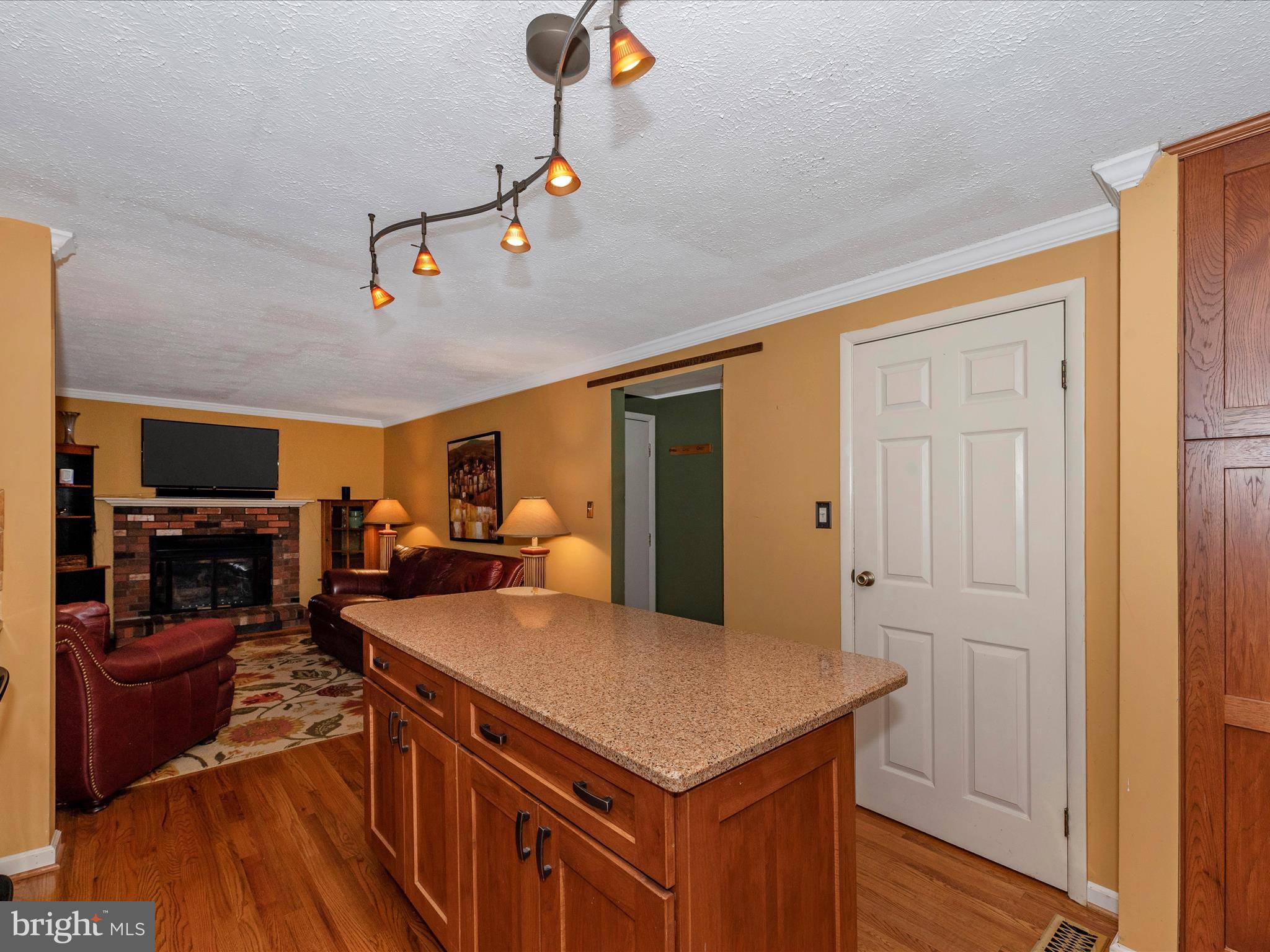 AMBER MEADOWS - Residential