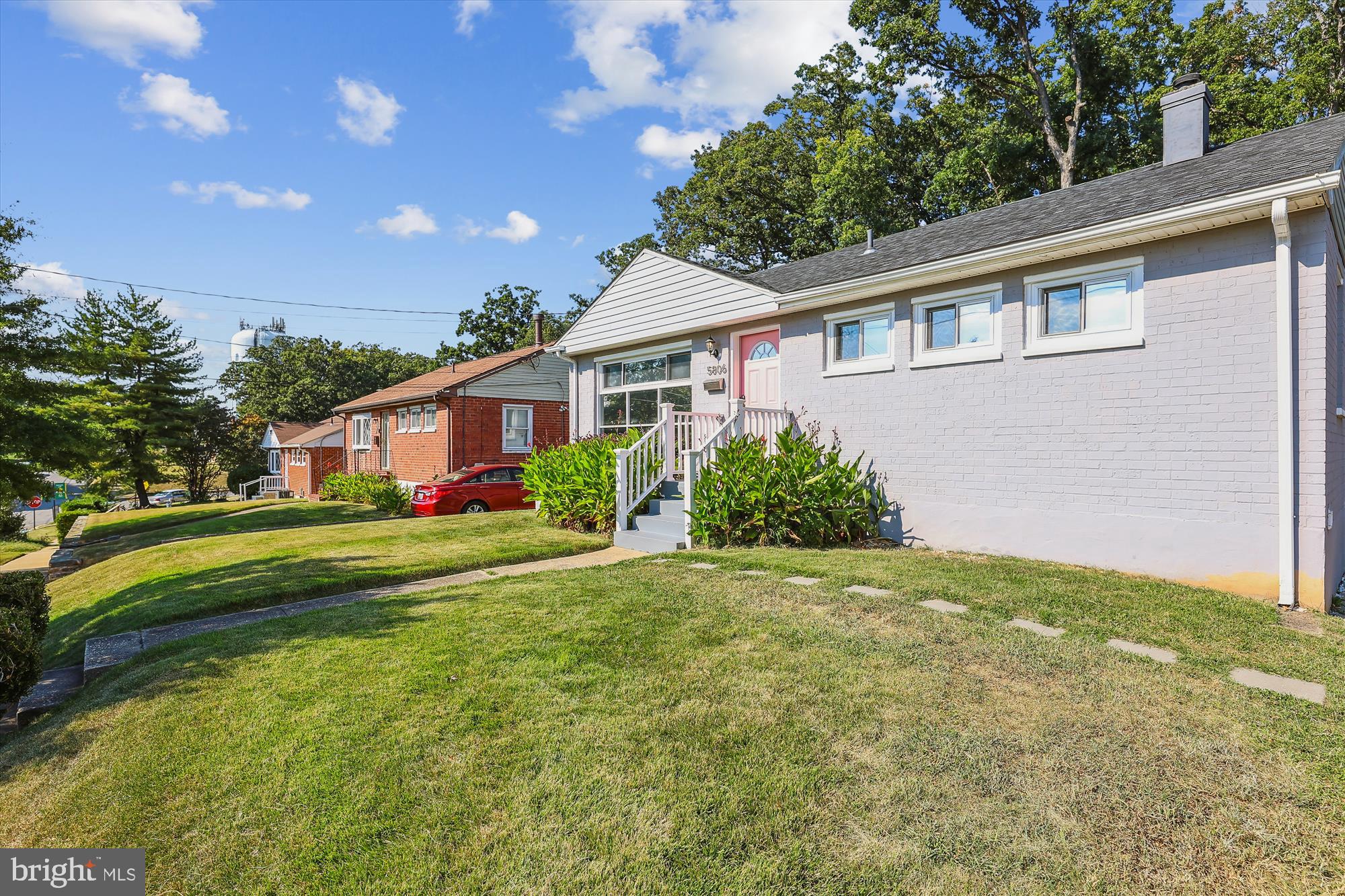 FOREST HEIGHTS - Residential