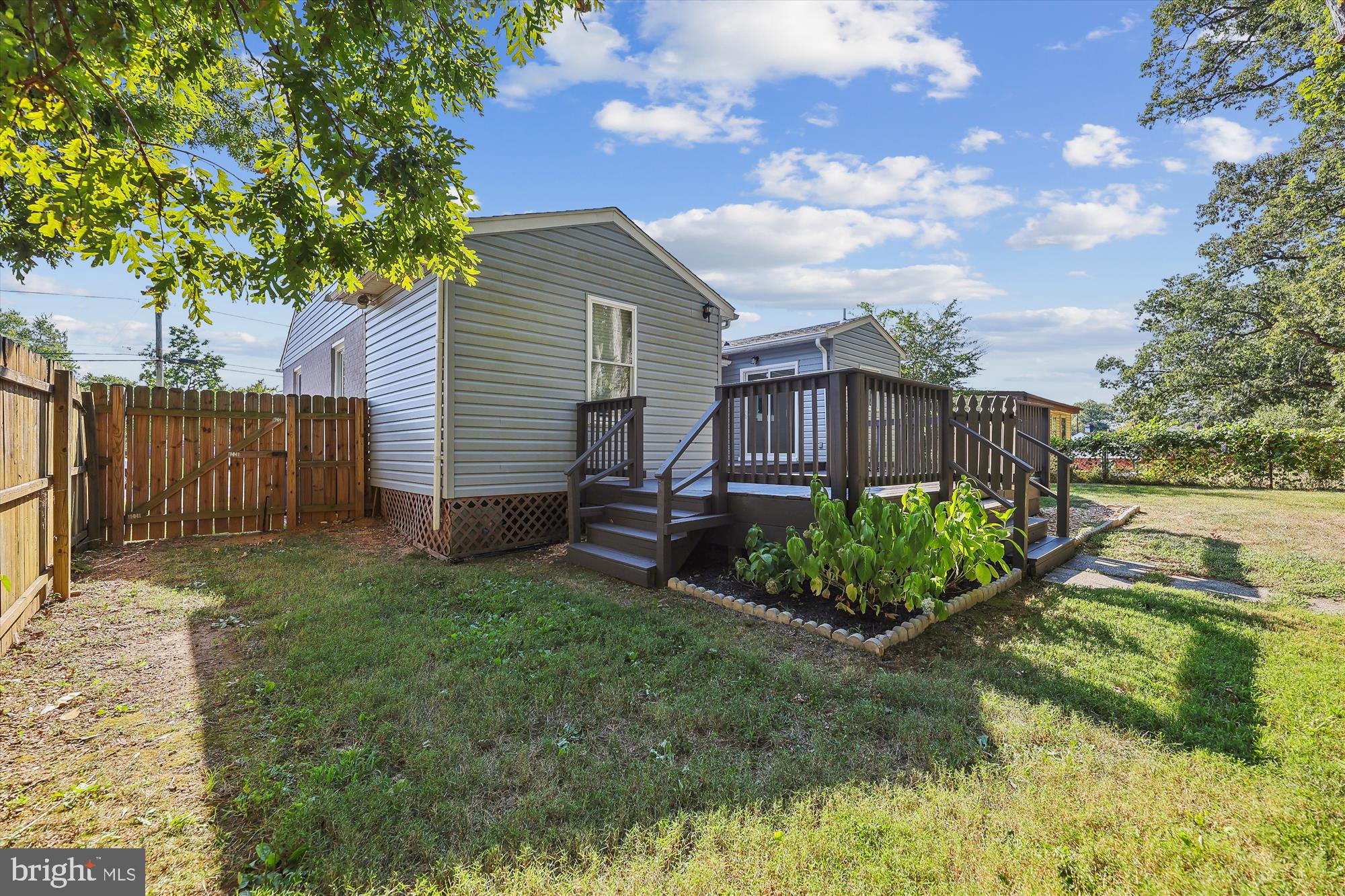 FOREST HEIGHTS - Residential