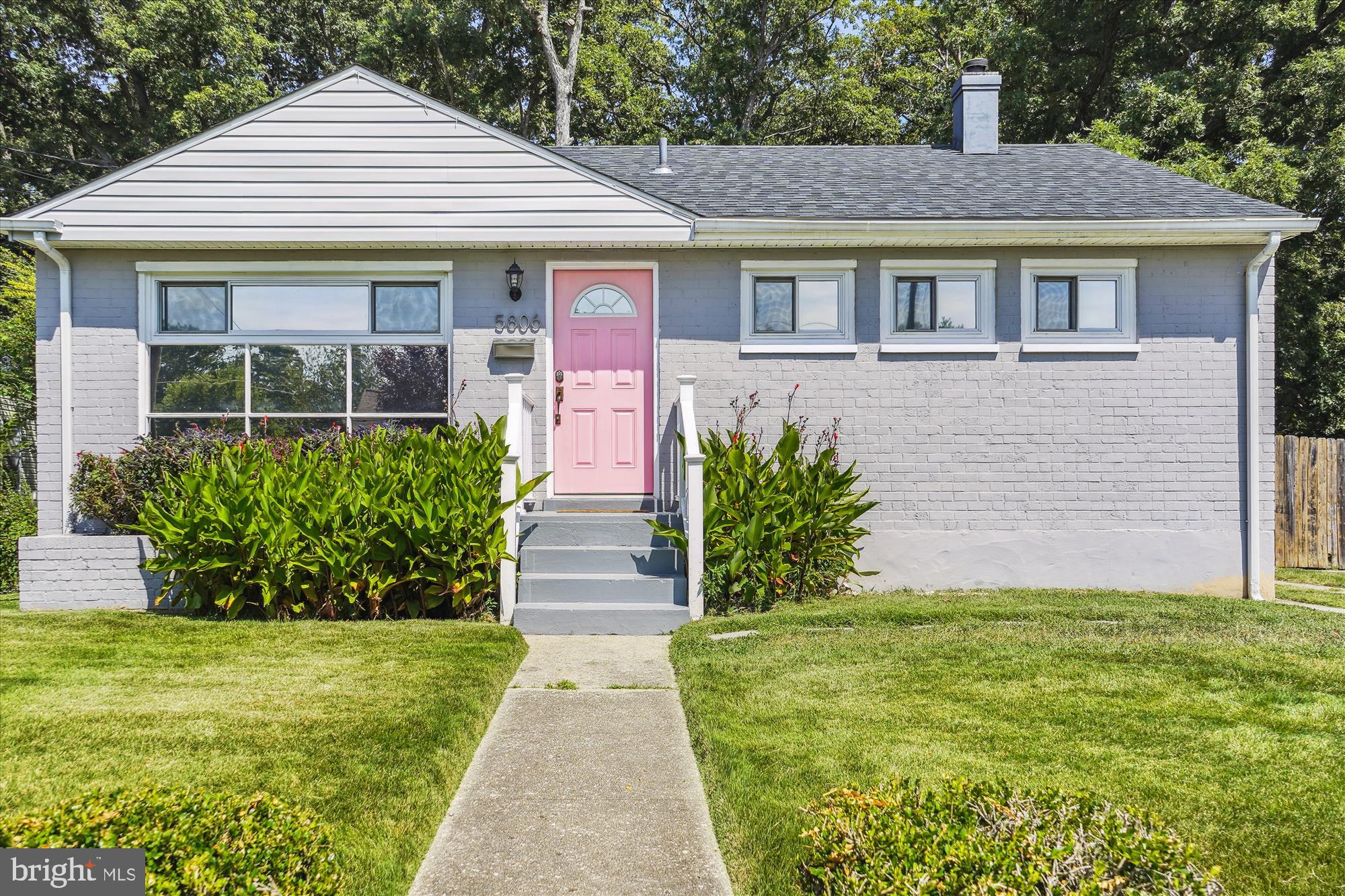 FOREST HEIGHTS - Residential