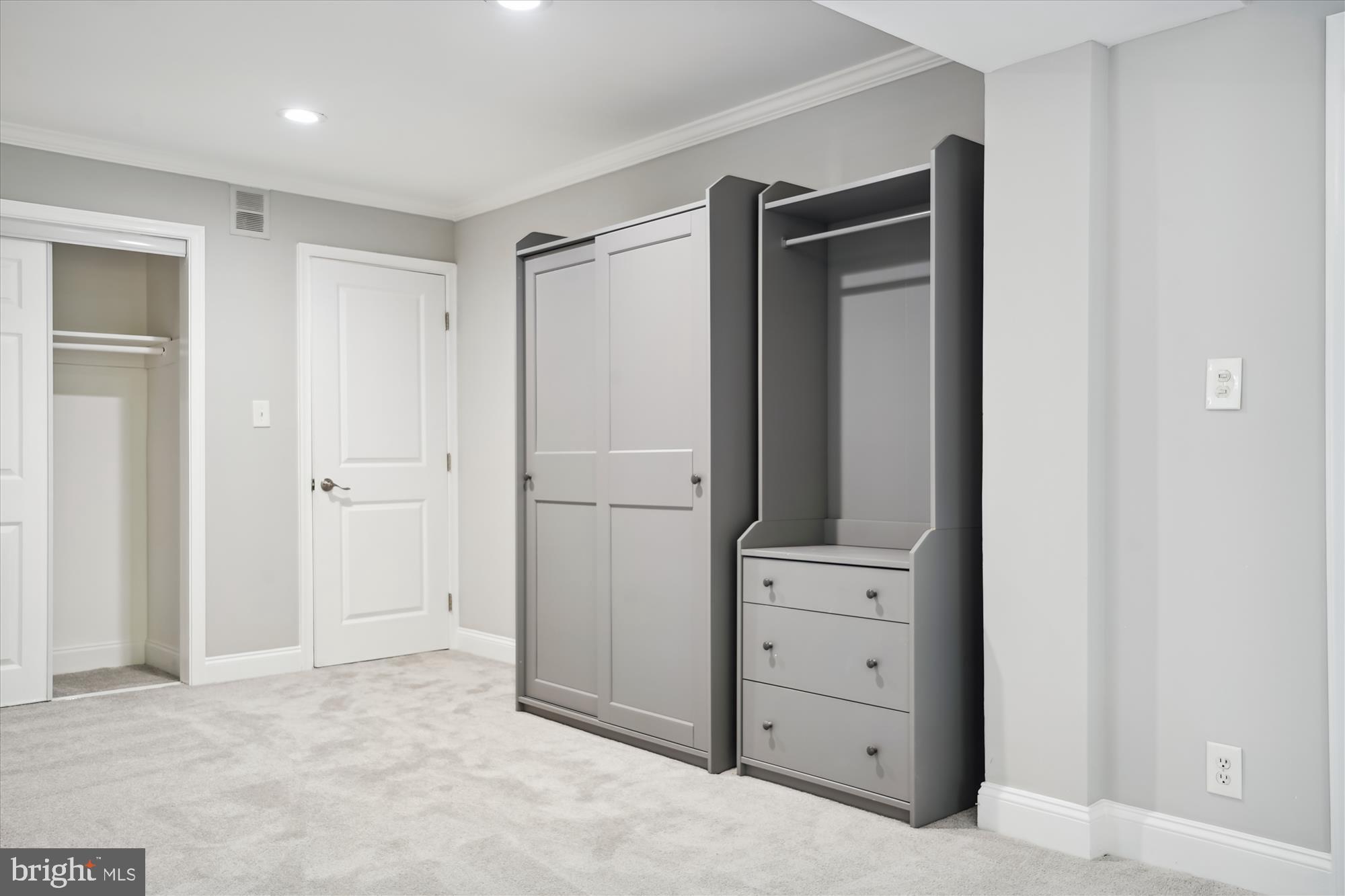 FOREST HEIGHTS - Residential