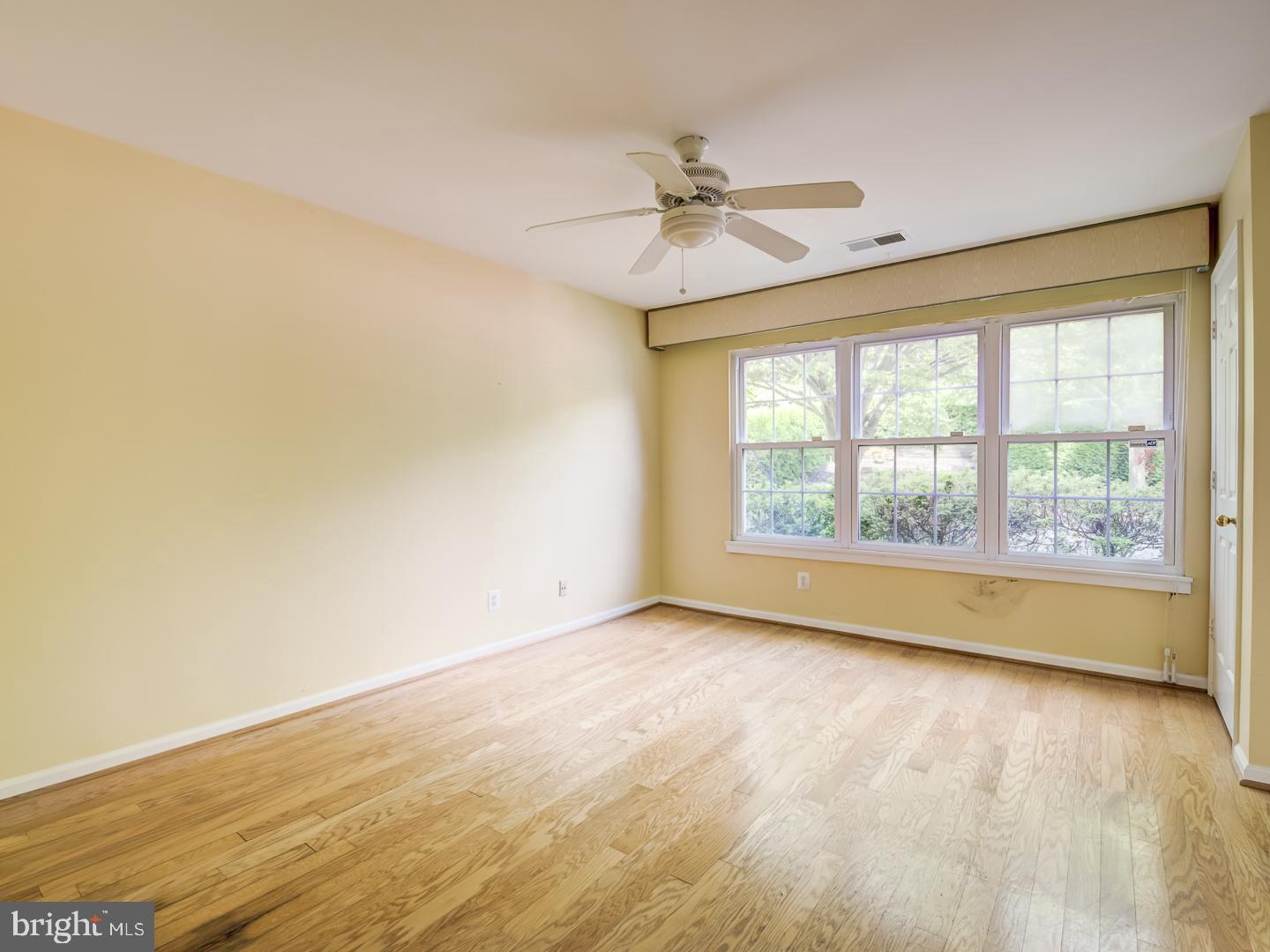 STRATFORD PLACE AT KINGS - Residential