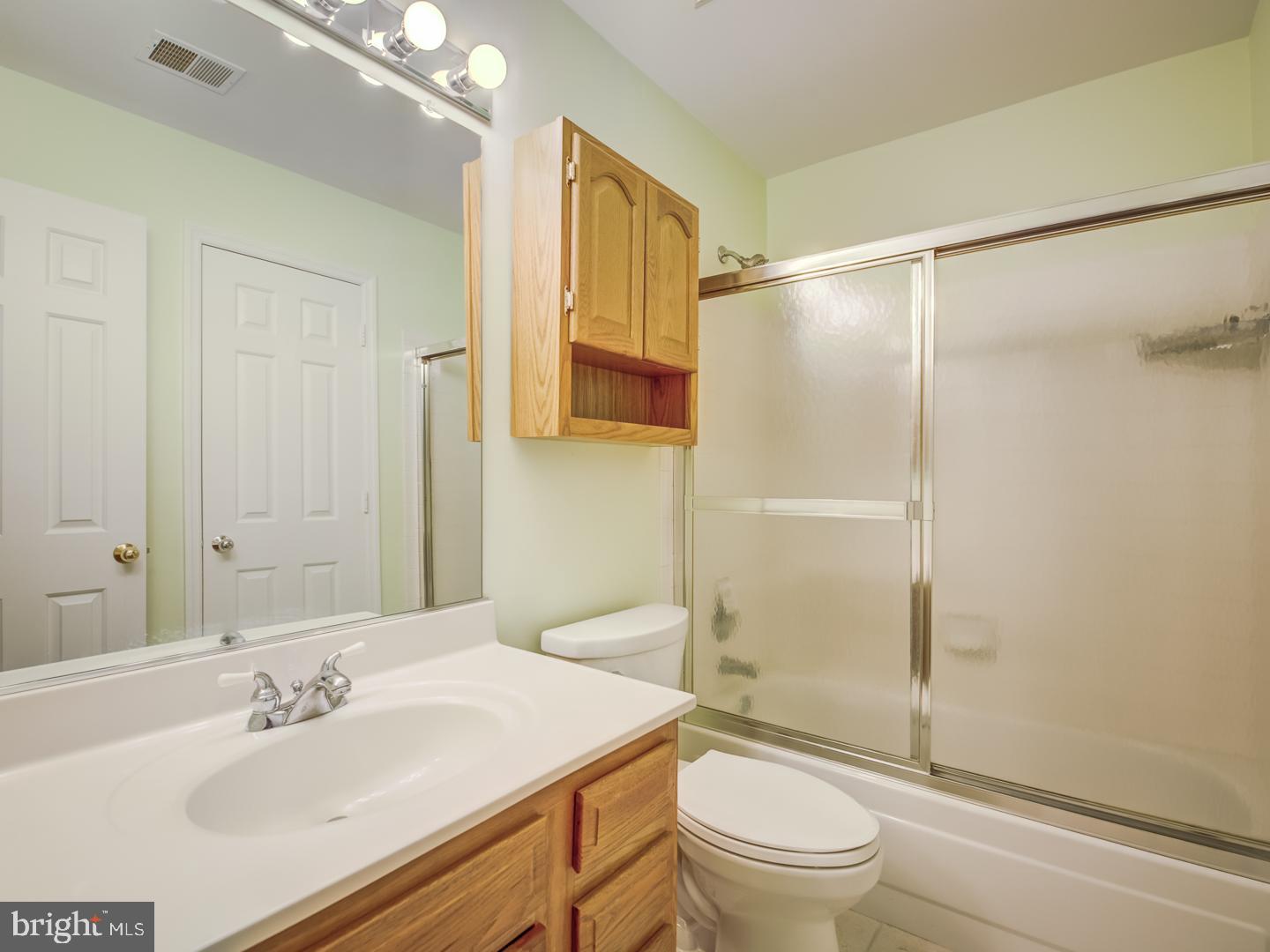 STRATFORD PLACE AT KINGS - Residential