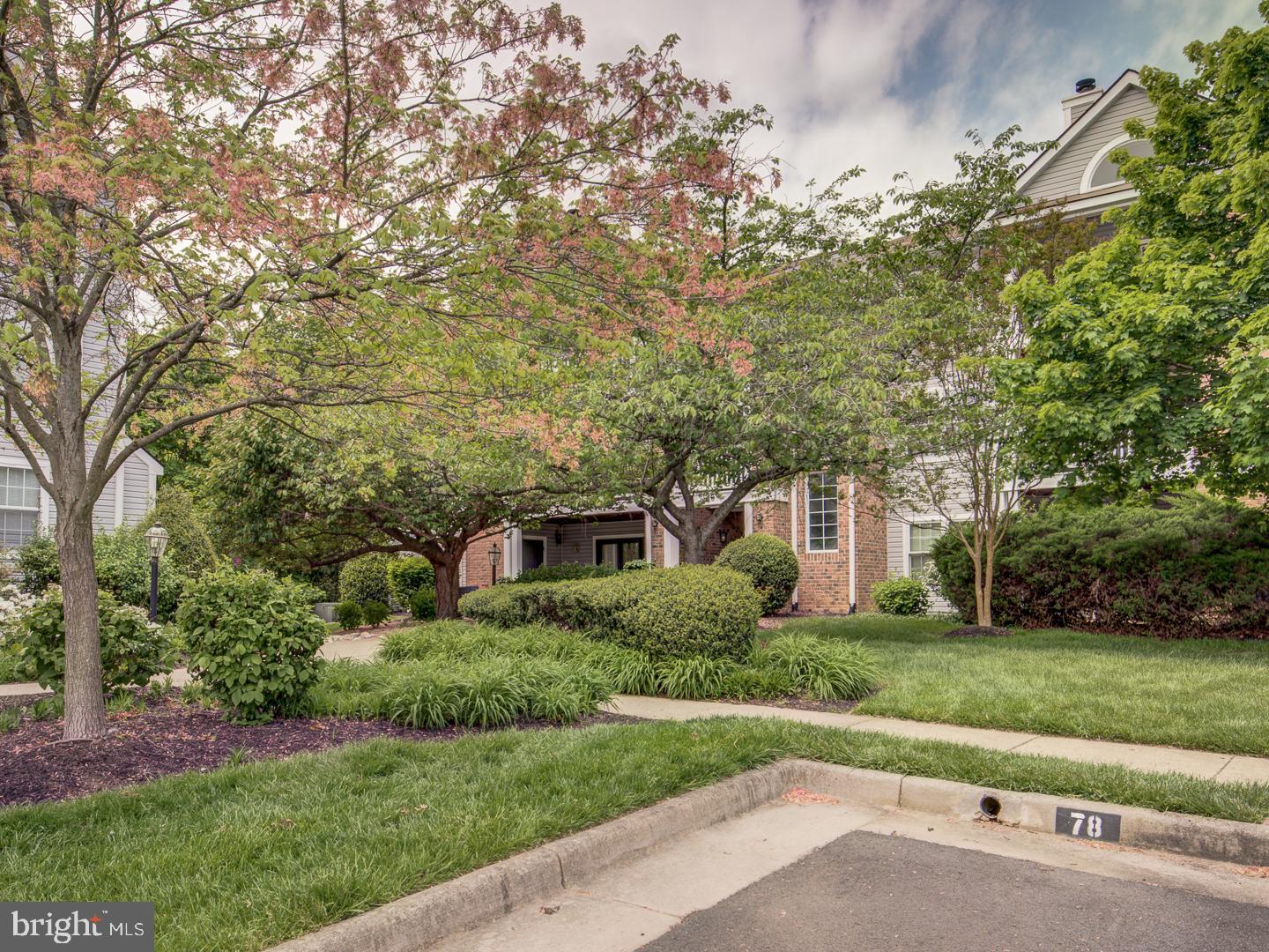 STRATFORD PLACE AT KINGS - Residential